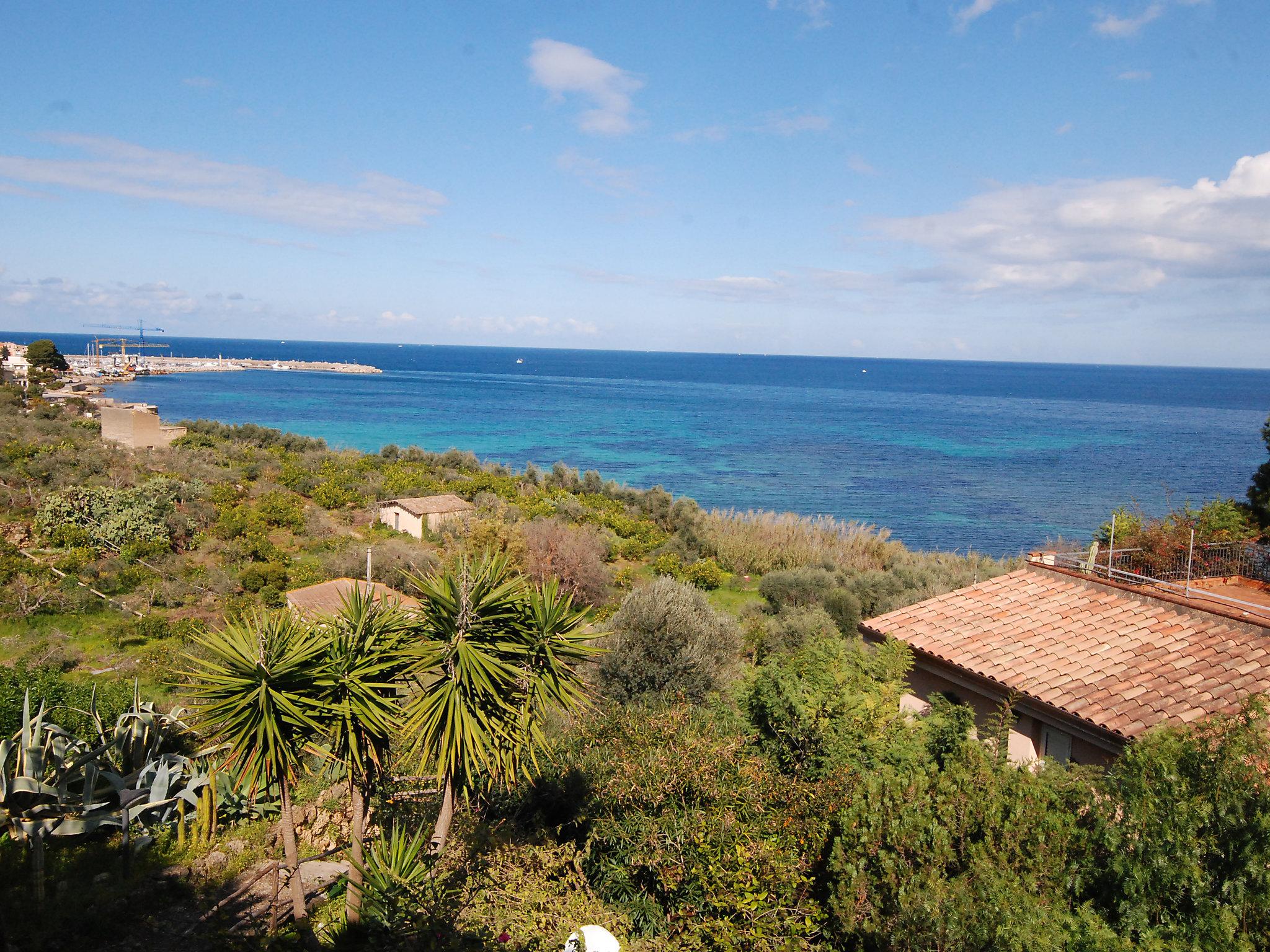 Photo 14 - 2 bedroom Apartment in Santa Flavia with garden and terrace