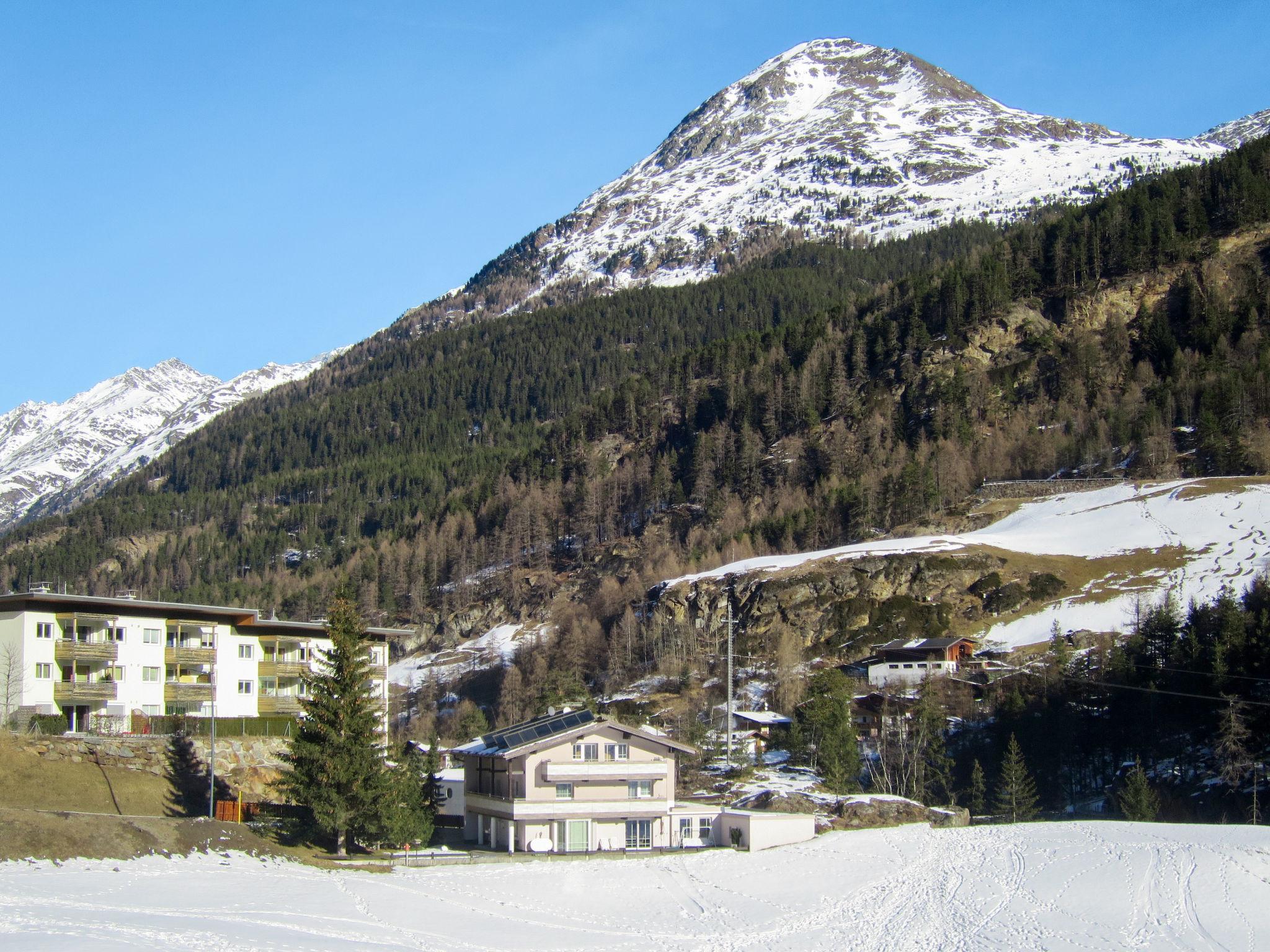 Foto 21 - Apartamento de 5 habitaciones en Sölden con vistas a la montaña