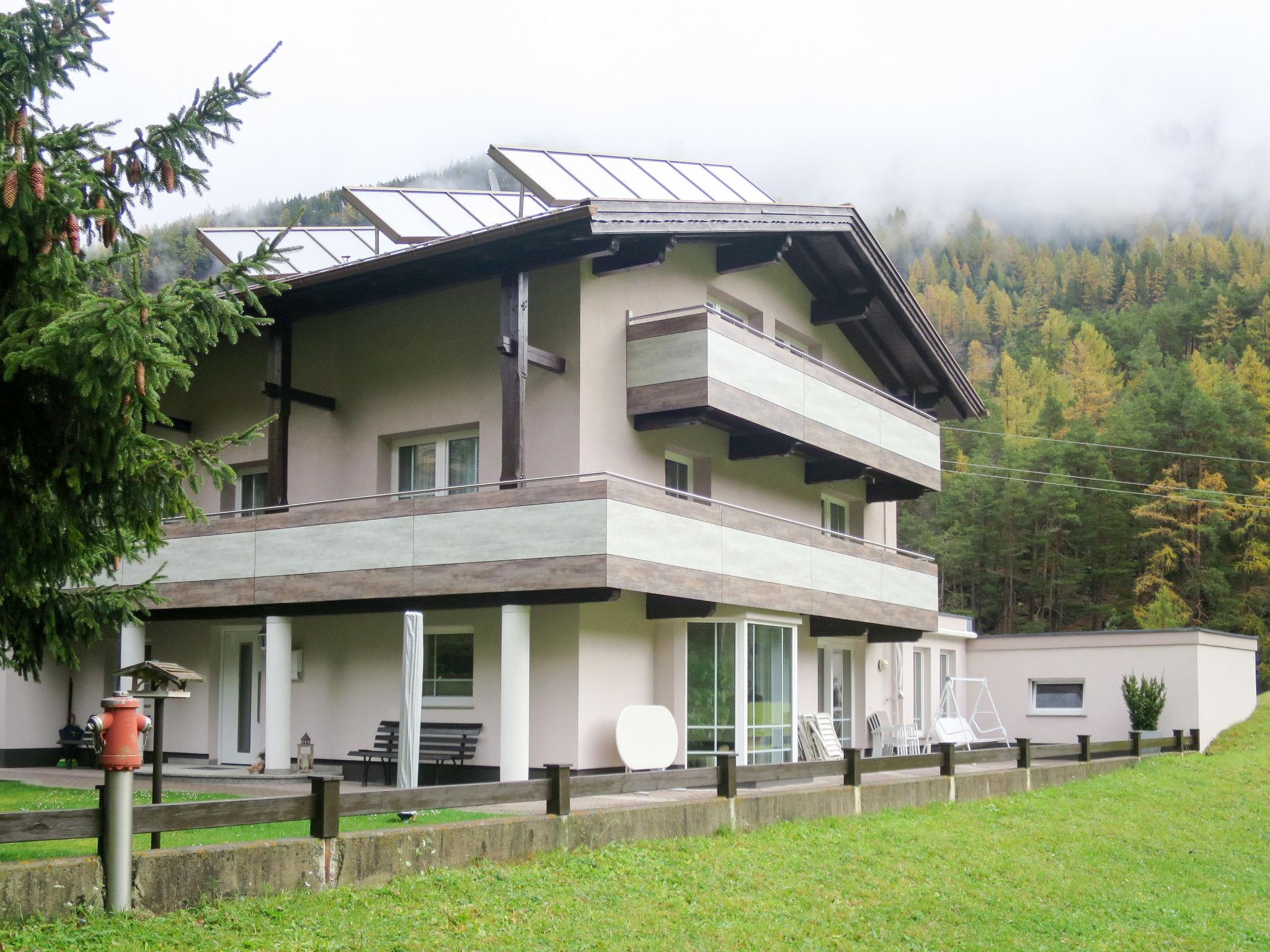 Foto 1 - Apartamento de 5 habitaciones en Sölden con vistas a la montaña