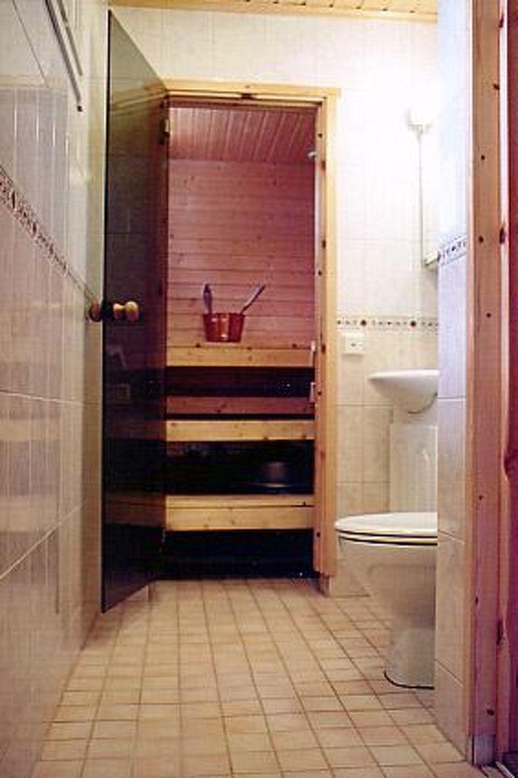 Foto 17 - Casa de 3 habitaciones en Hankasalmi con sauna