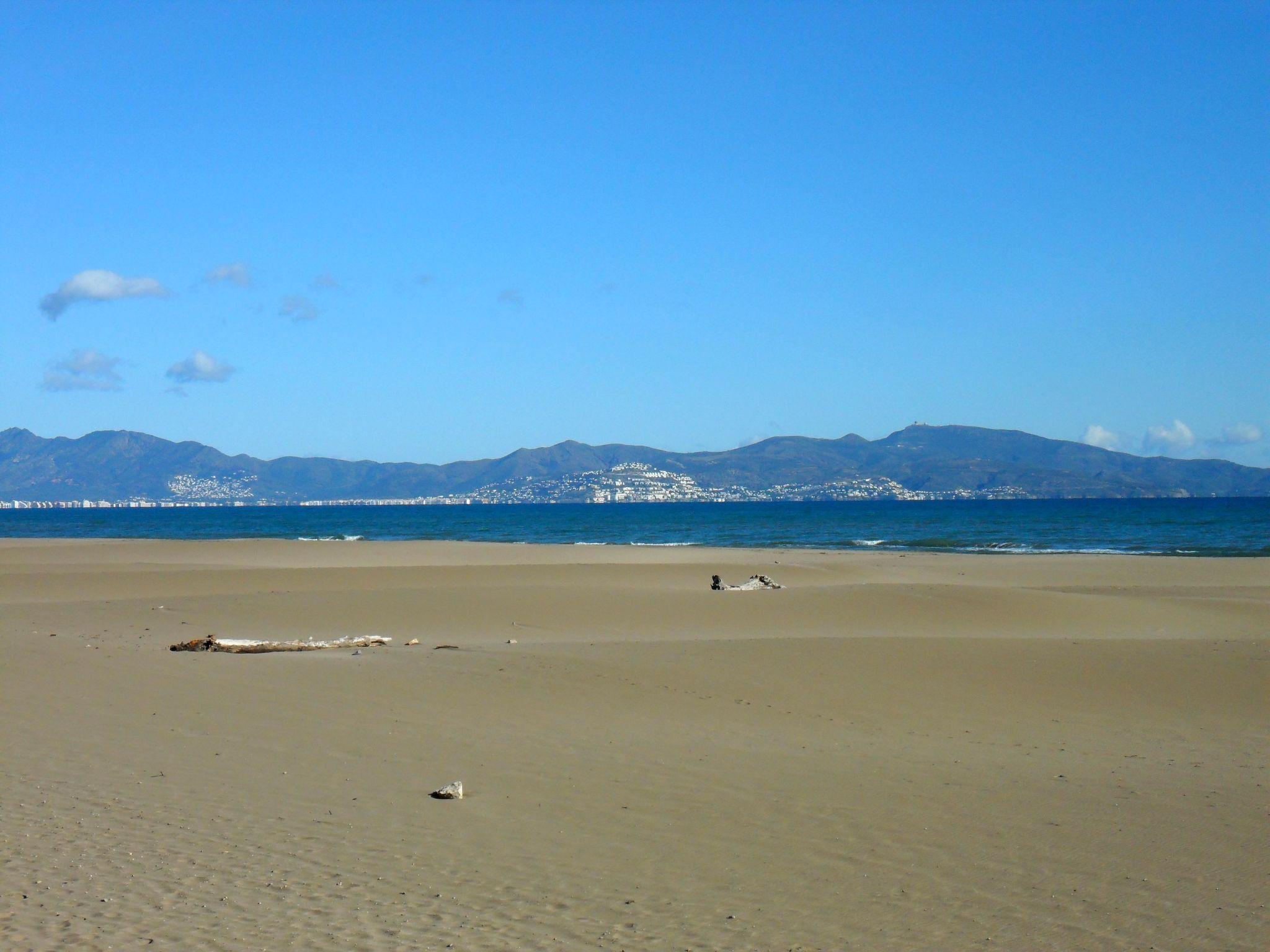 Photo 17 - 2 bedroom Apartment in l'Escala with terrace and sea view