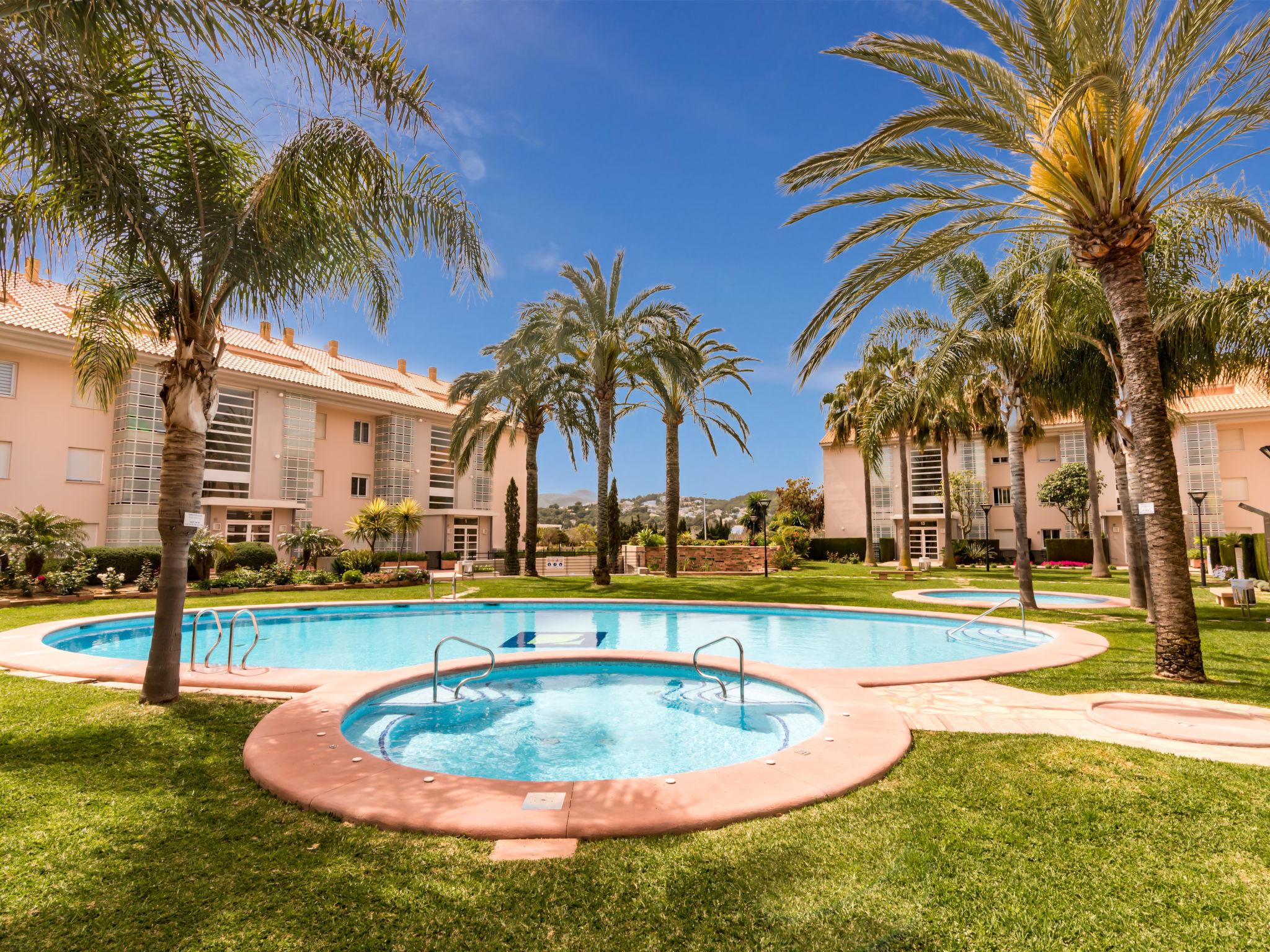 Photo 1 - Appartement de 3 chambres à Jávea avec piscine et jardin