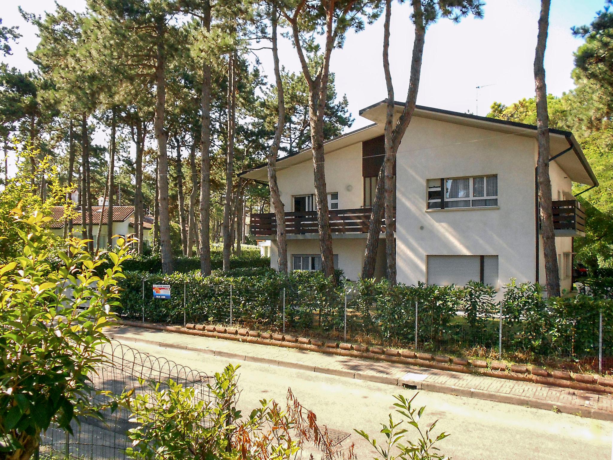 Photo 1 - Appartement de 2 chambres à Lignano Sabbiadoro avec terrasse et vues à la mer