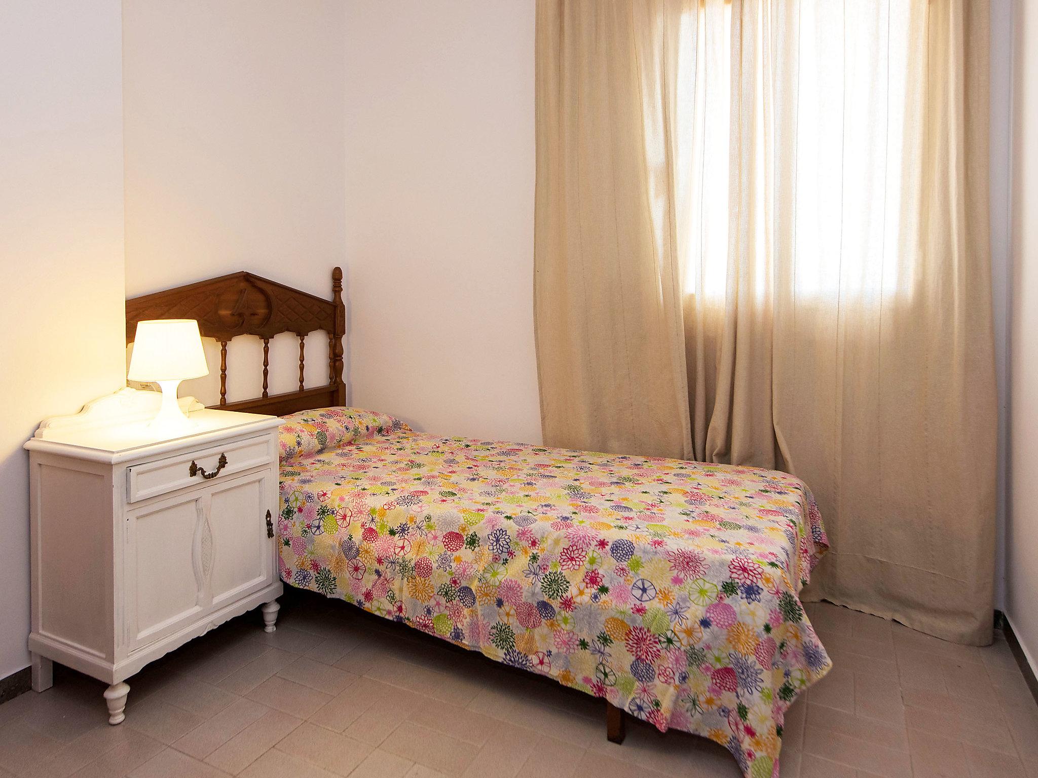 Foto 9 - Apartamento de 3 quartos em Malgrat de Mar com piscina e jardim