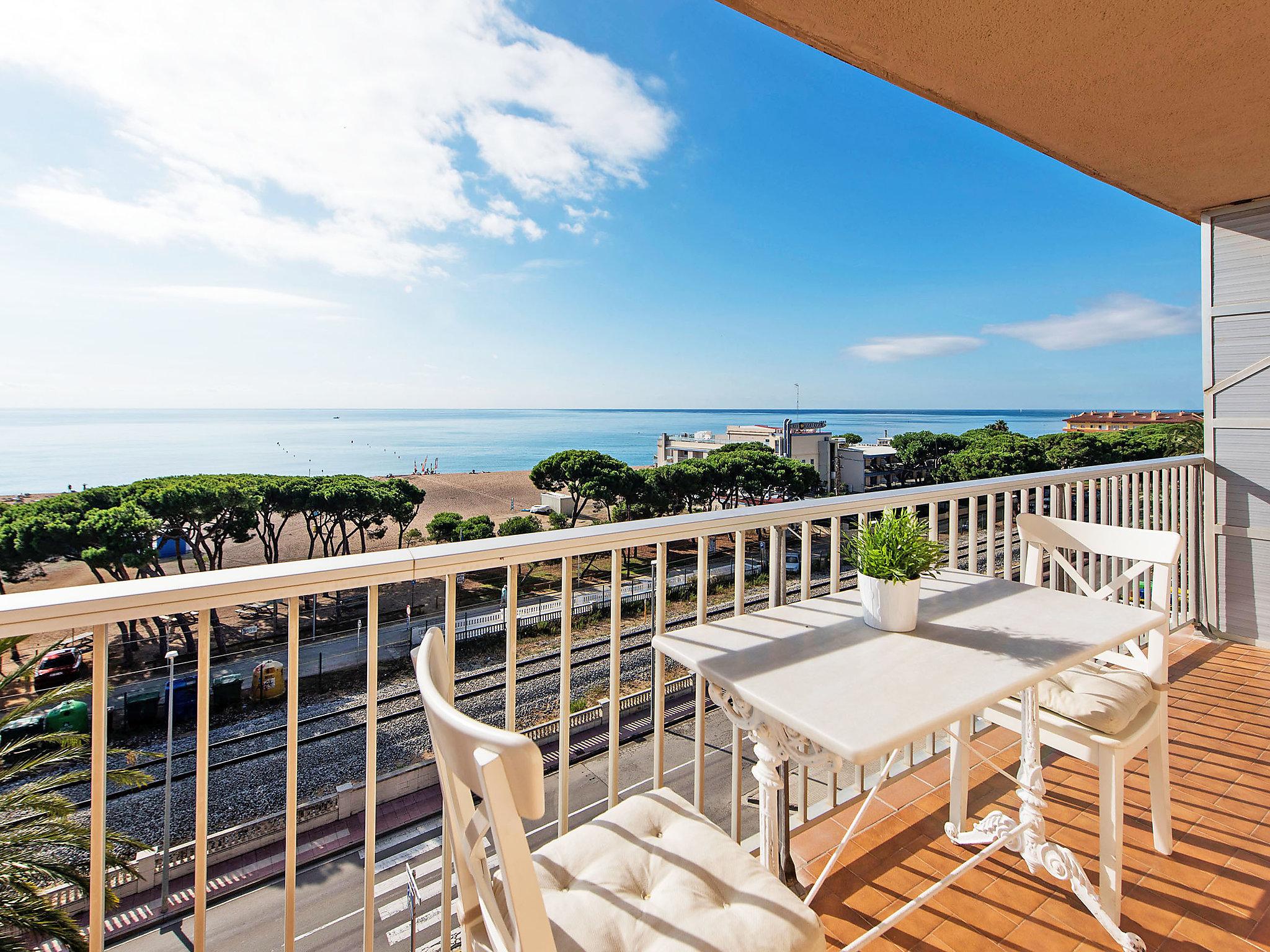 Photo 5 - Appartement de 3 chambres à Malgrat de Mar avec piscine et jardin