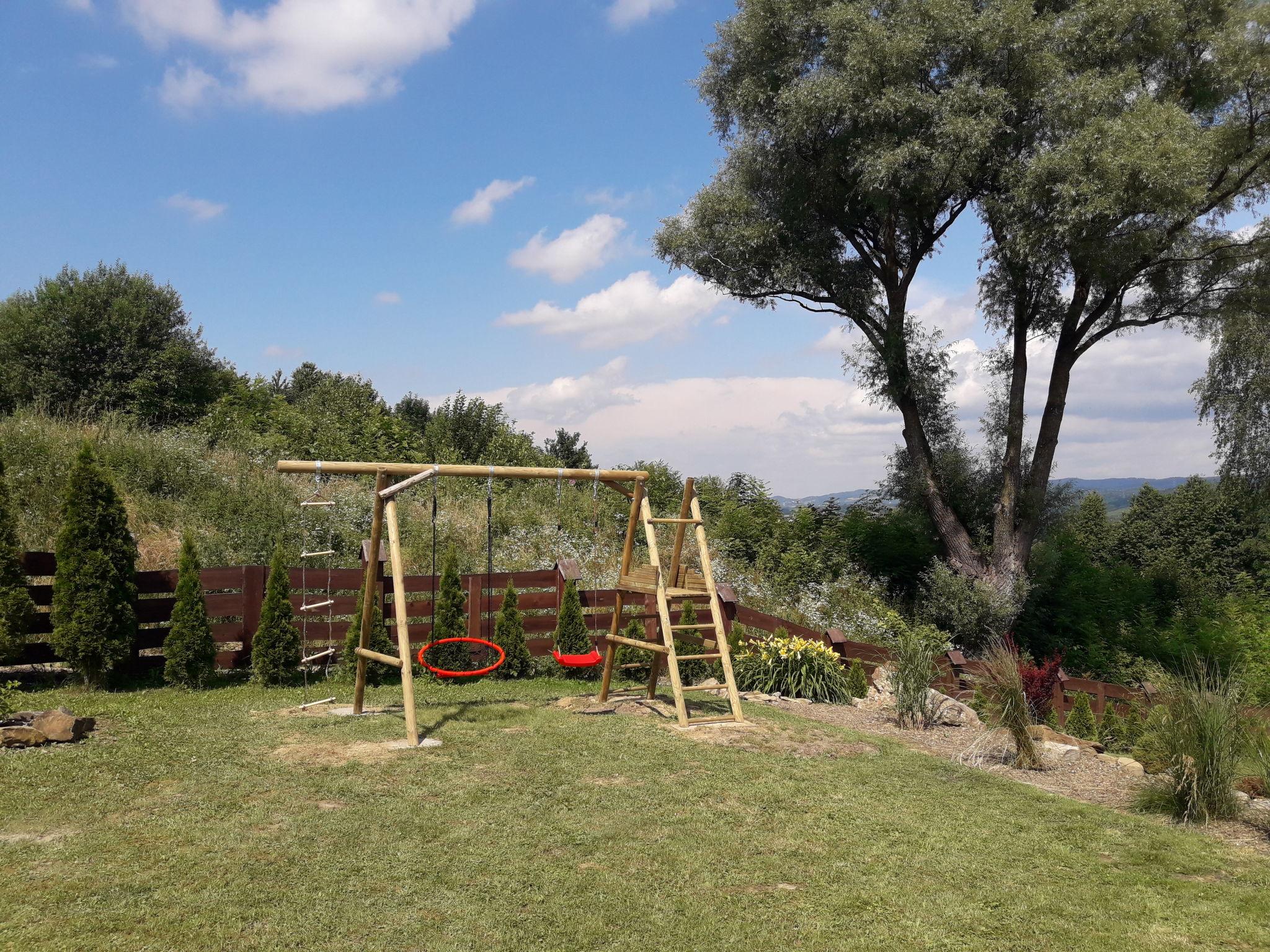 Foto 12 - Casa de 2 quartos em Haczów com jardim e vista para a montanha