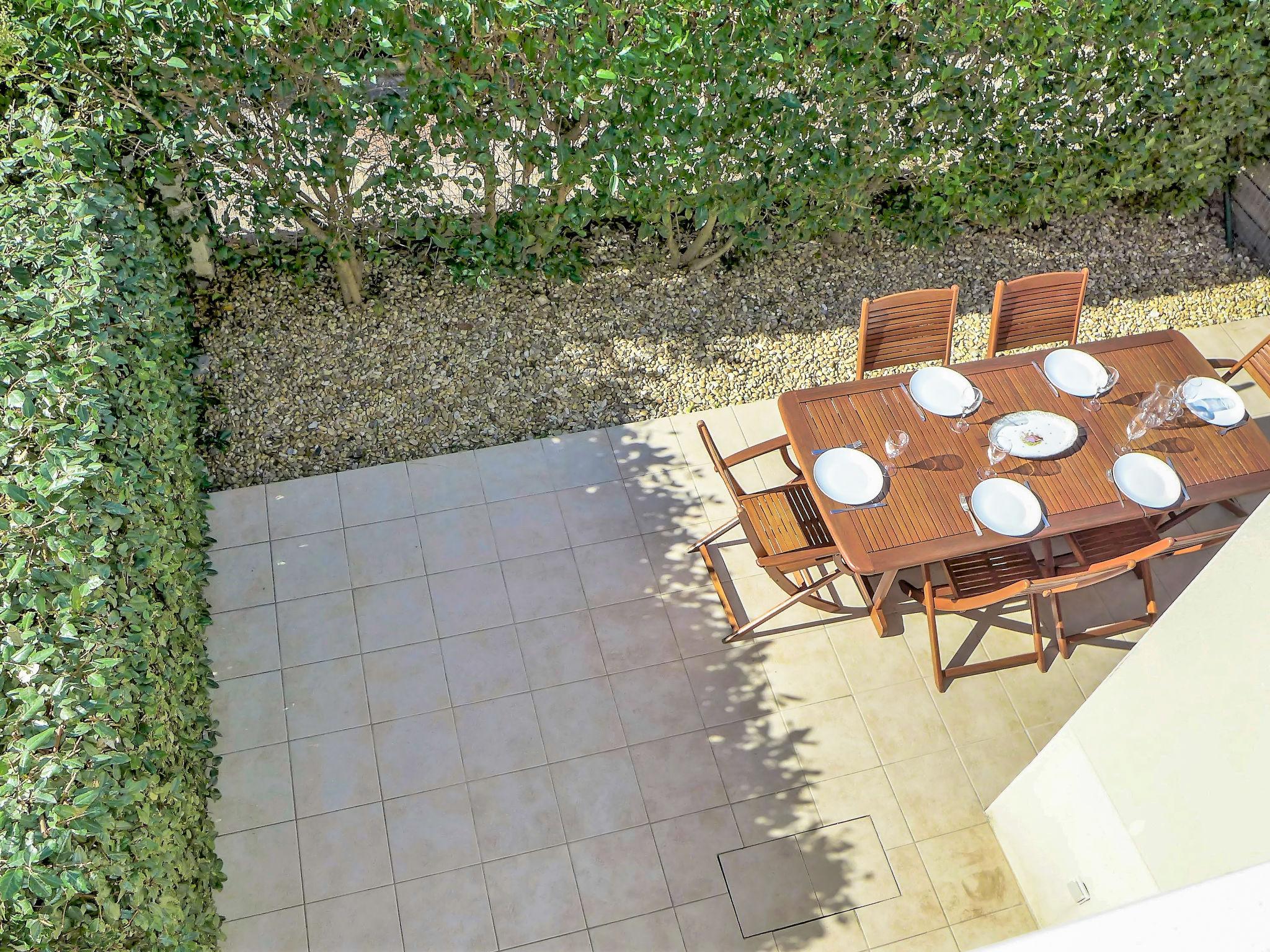 Photo 18 - 3 bedroom House in Narbonne with garden and sea view