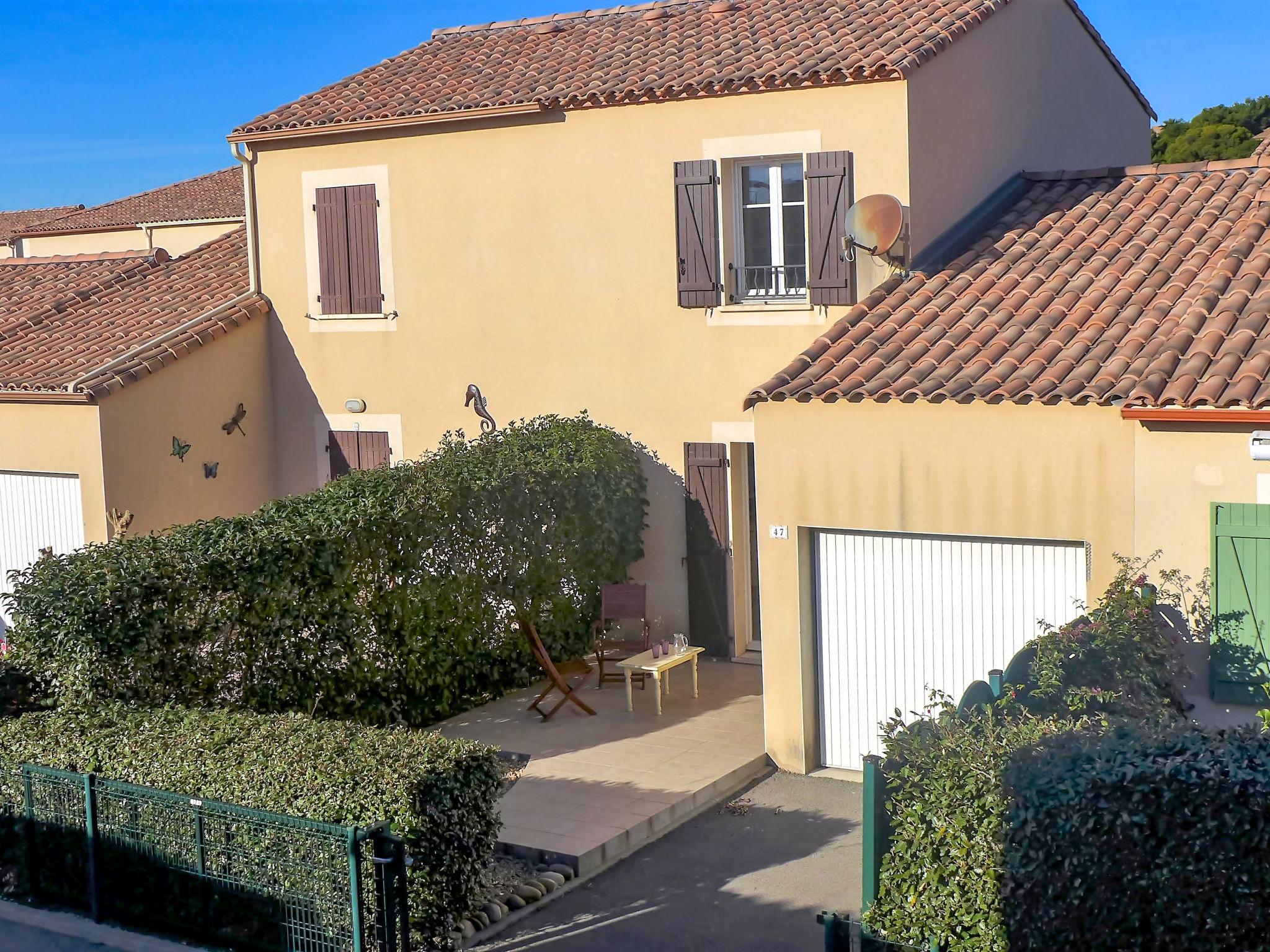 Photo 1 - Maison de 3 chambres à Narbonne avec jardin et vues à la mer