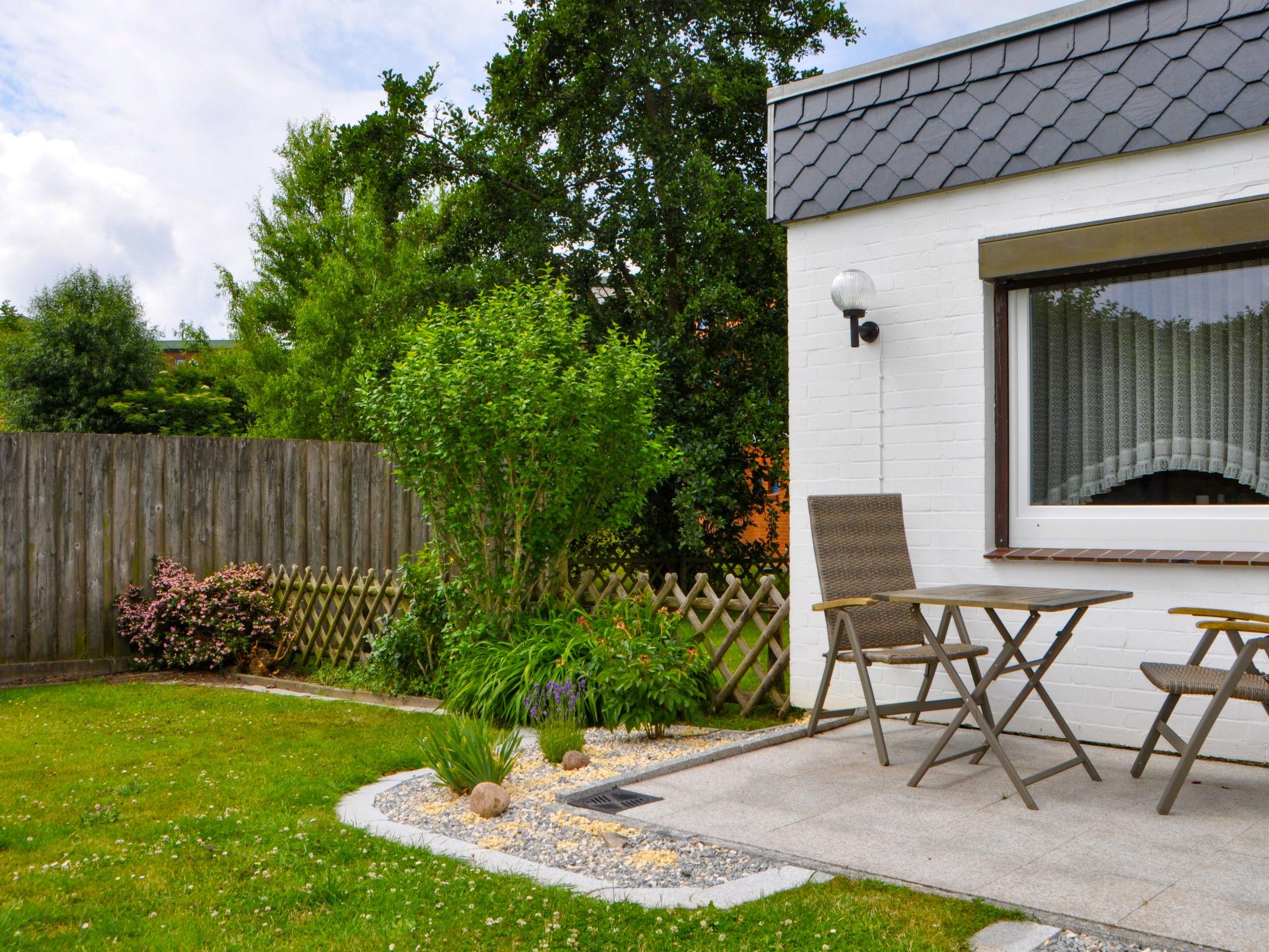 Photo 13 - Apartment in Büsum with garden and sea view