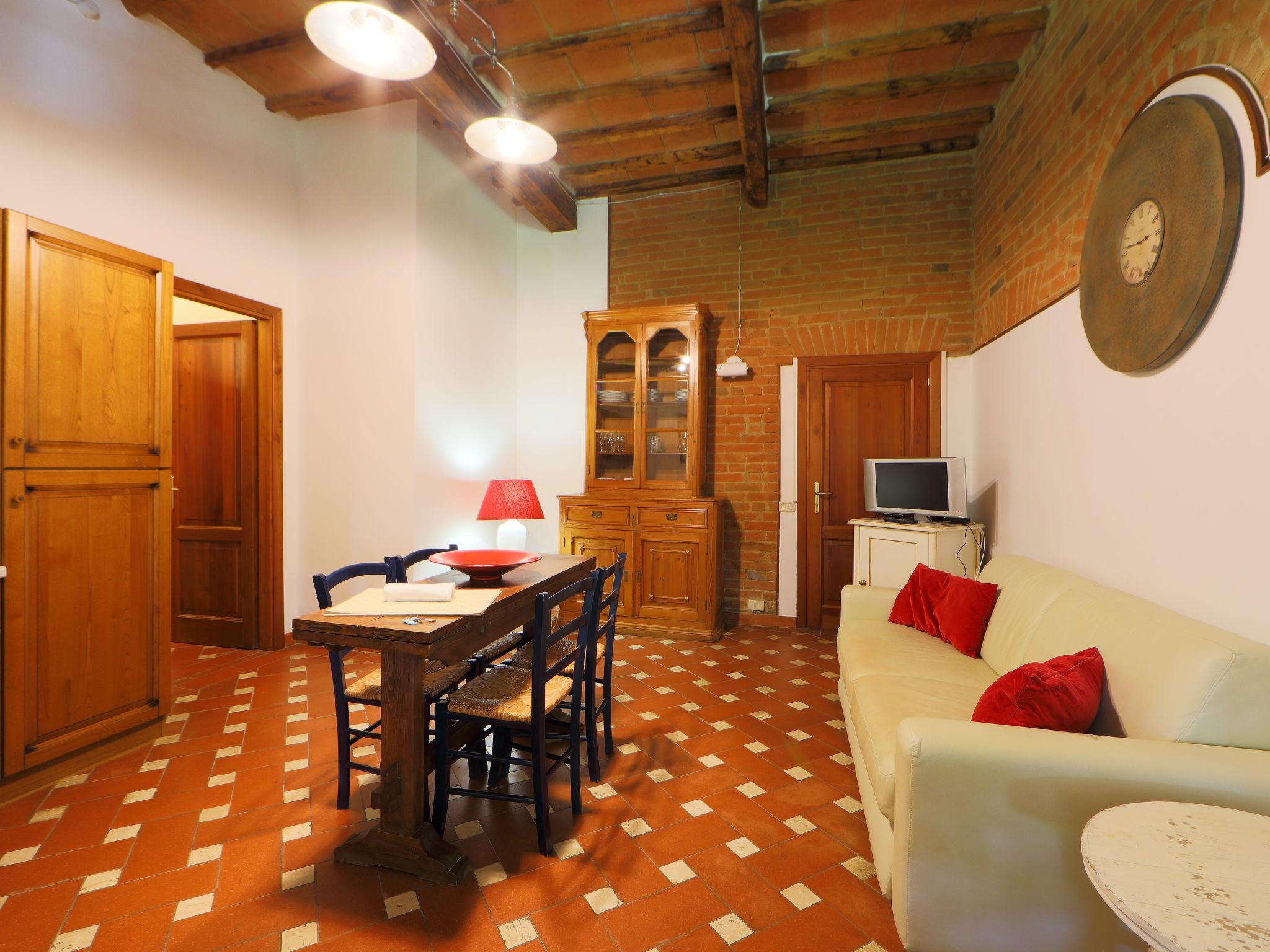 Photo 9 - 1 bedroom Apartment in Grosseto with swimming pool and garden