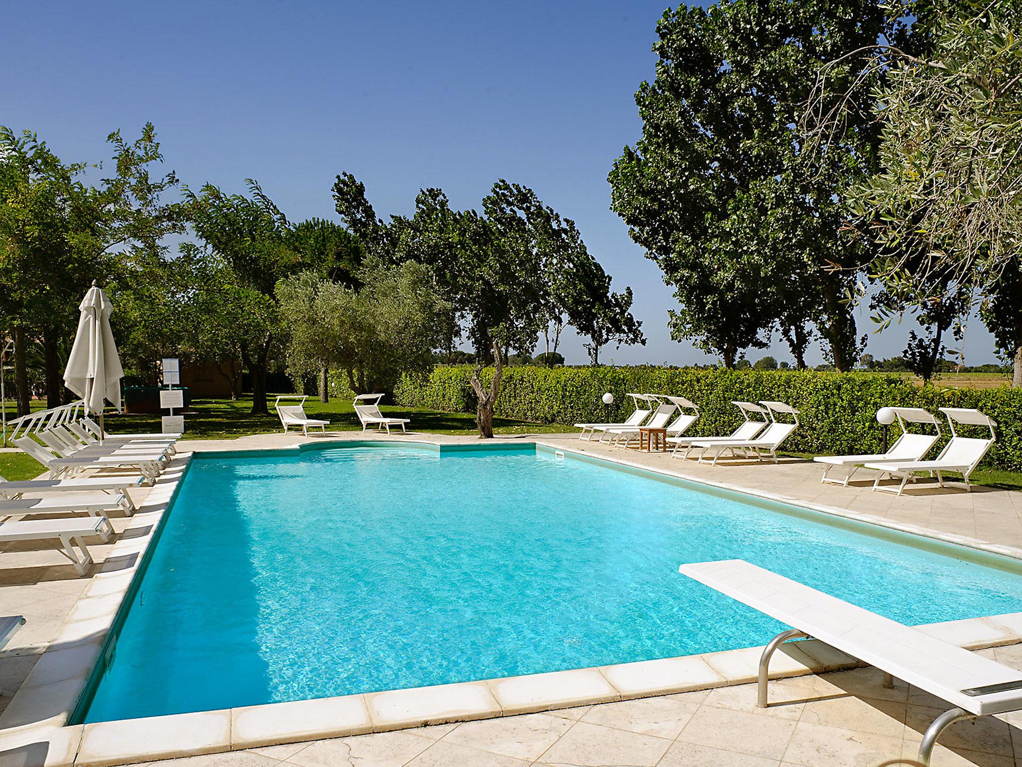 Photo 16 - Appartement de 2 chambres à Grosseto avec piscine et jardin