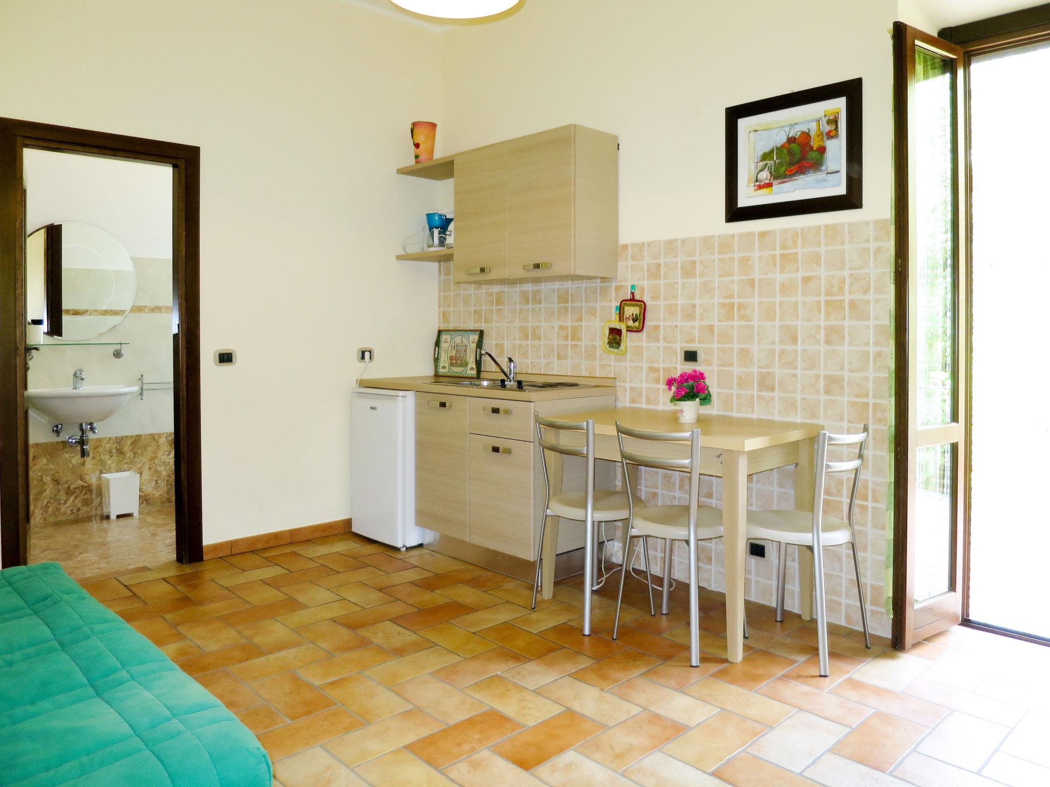 Foto 8 - Apartamento de 1 quarto em Caprarola com piscina e jardim