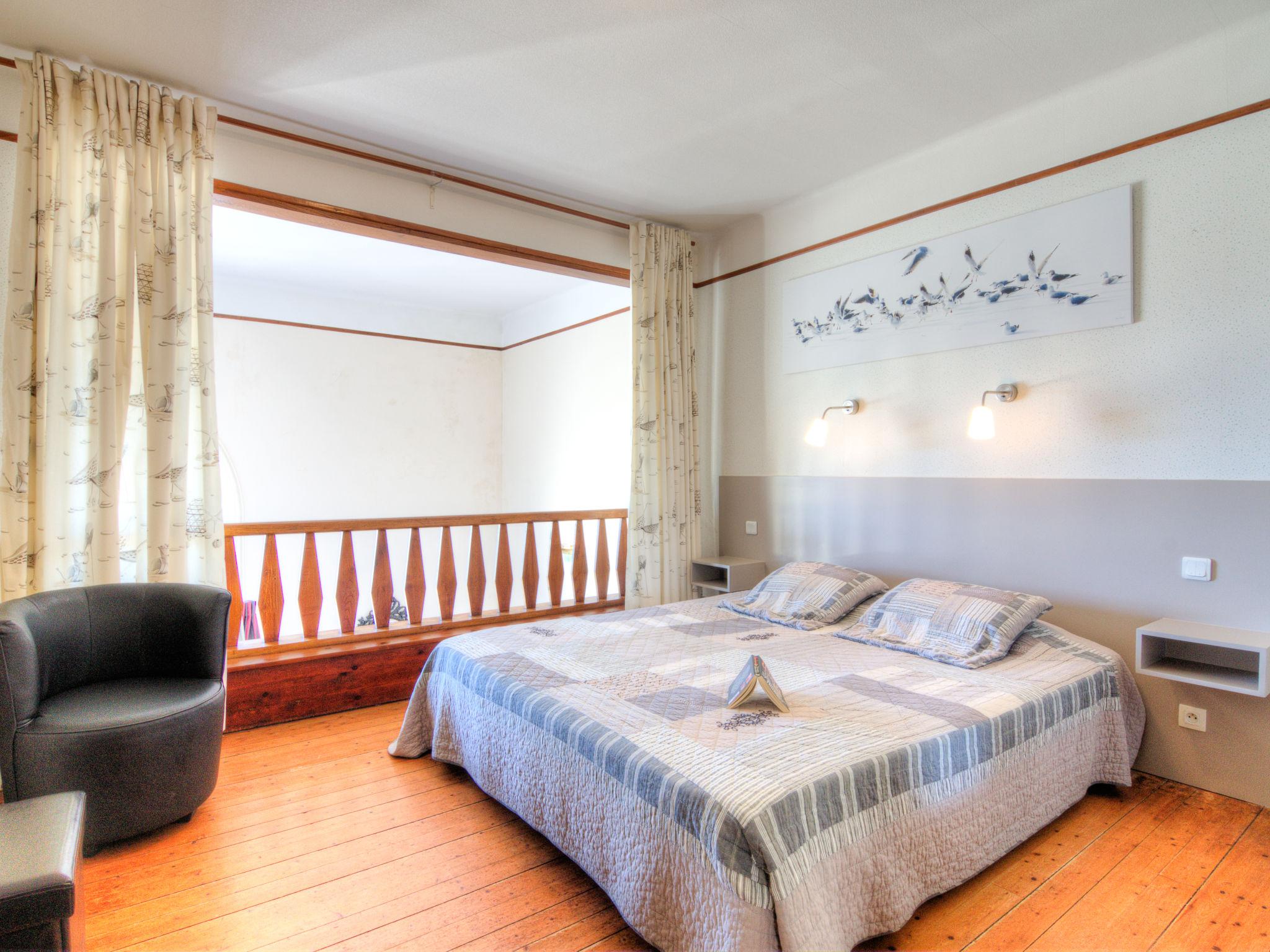 Foto 17 - Appartamento con 4 camere da letto a Dinard con vista mare