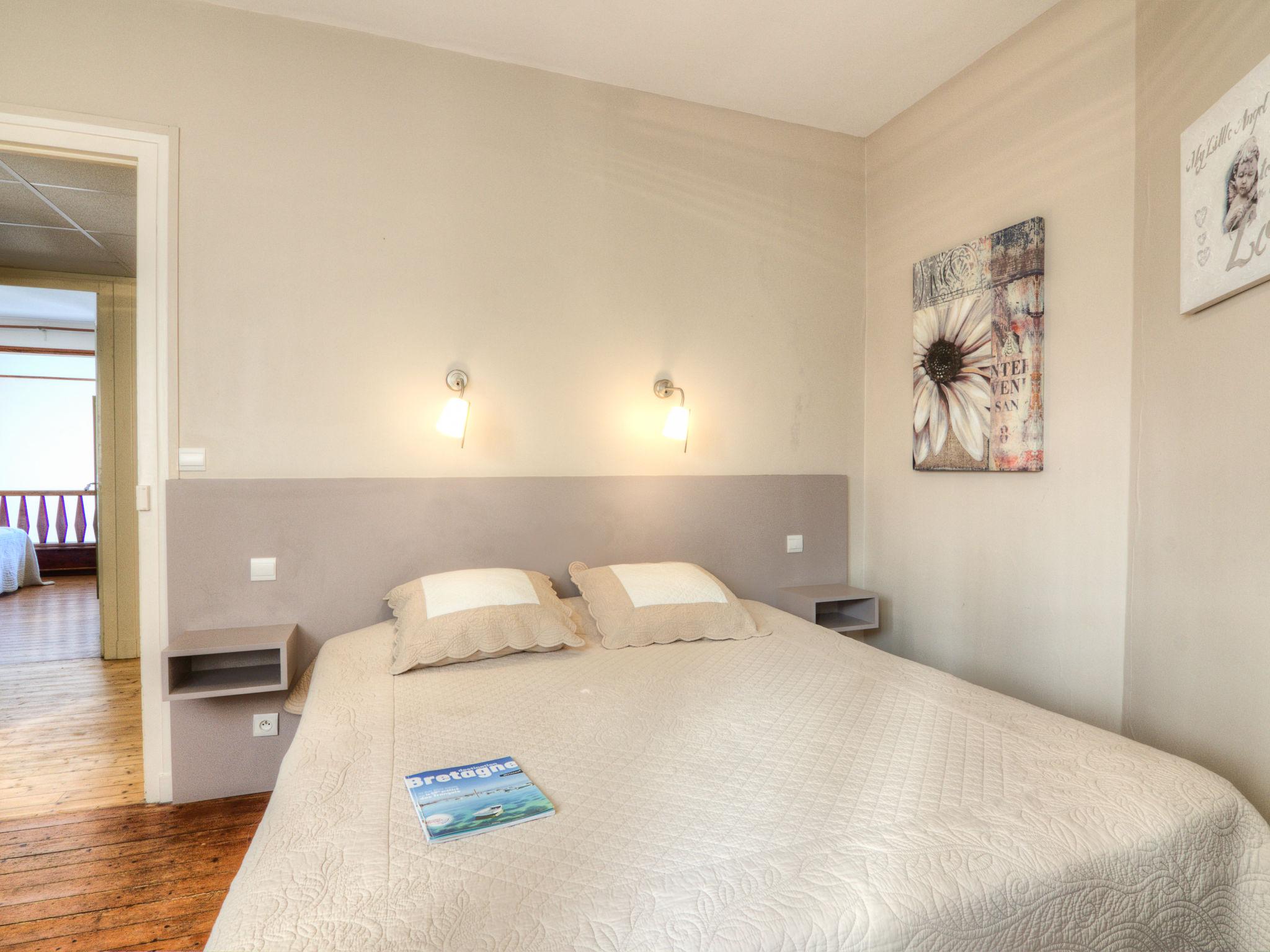 Foto 18 - Apartment mit 4 Schlafzimmern in Dinard mit blick aufs meer