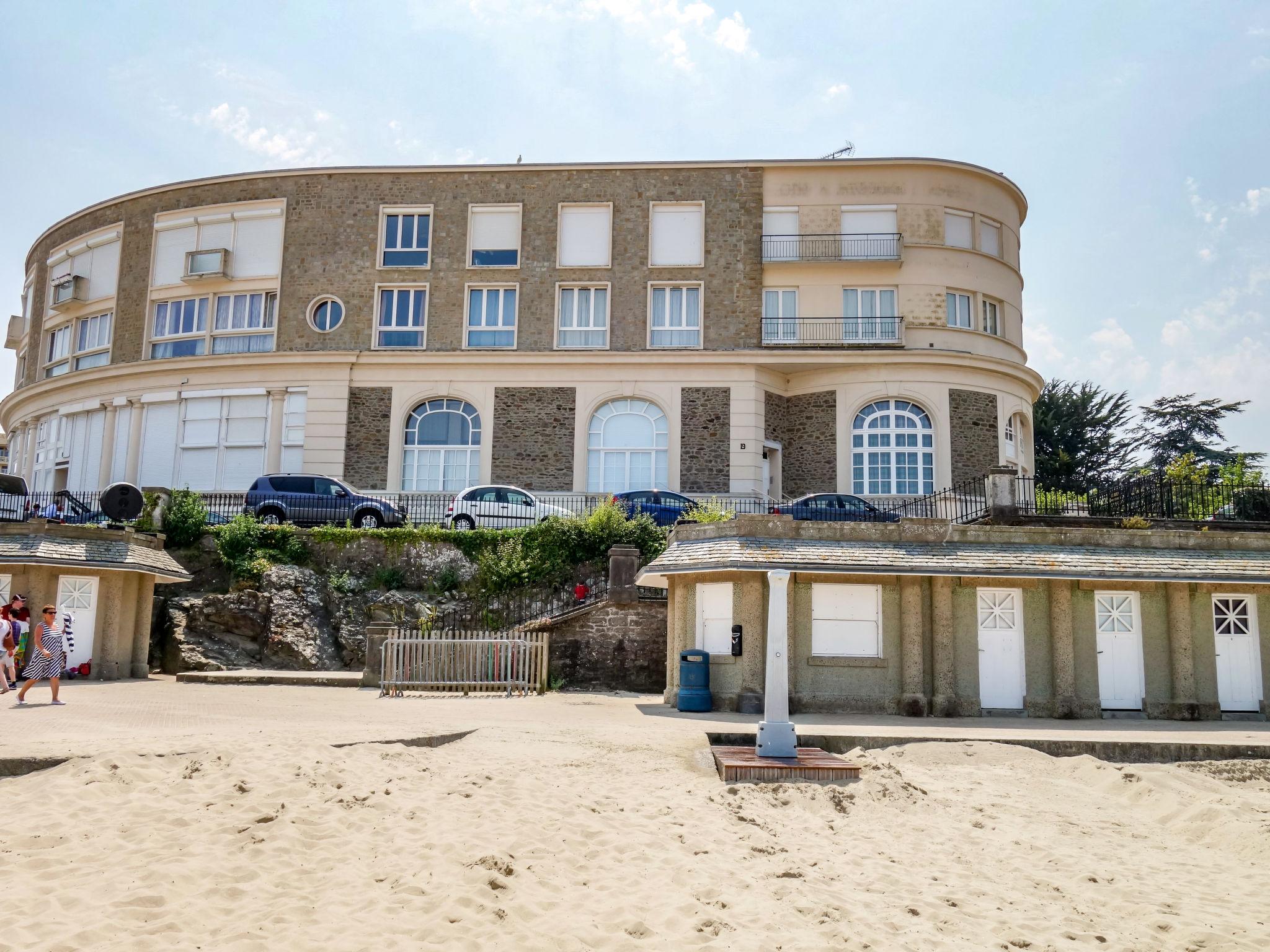 Foto 23 - Apartment mit 4 Schlafzimmern in Dinard mit blick aufs meer