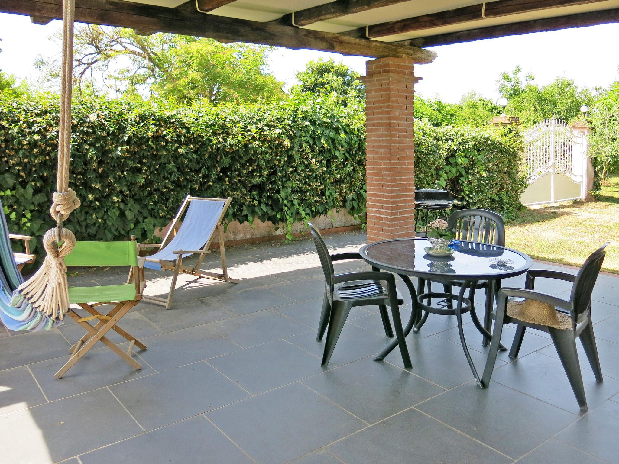 Photo 17 - Maison de 1 chambre à Pise avec piscine privée et jardin