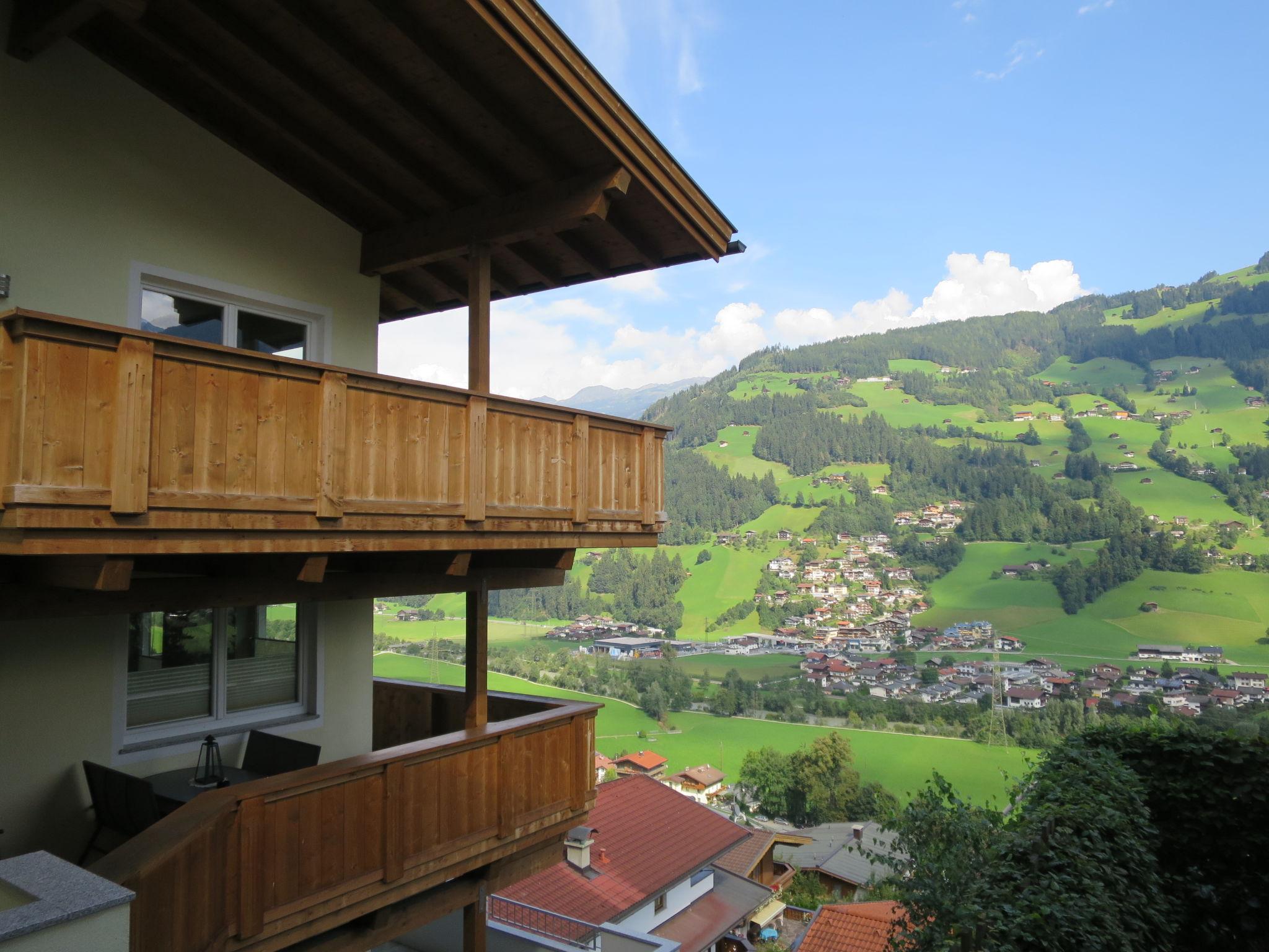 Photo 12 - Appartement de 3 chambres à Hippach avec vues sur la montagne