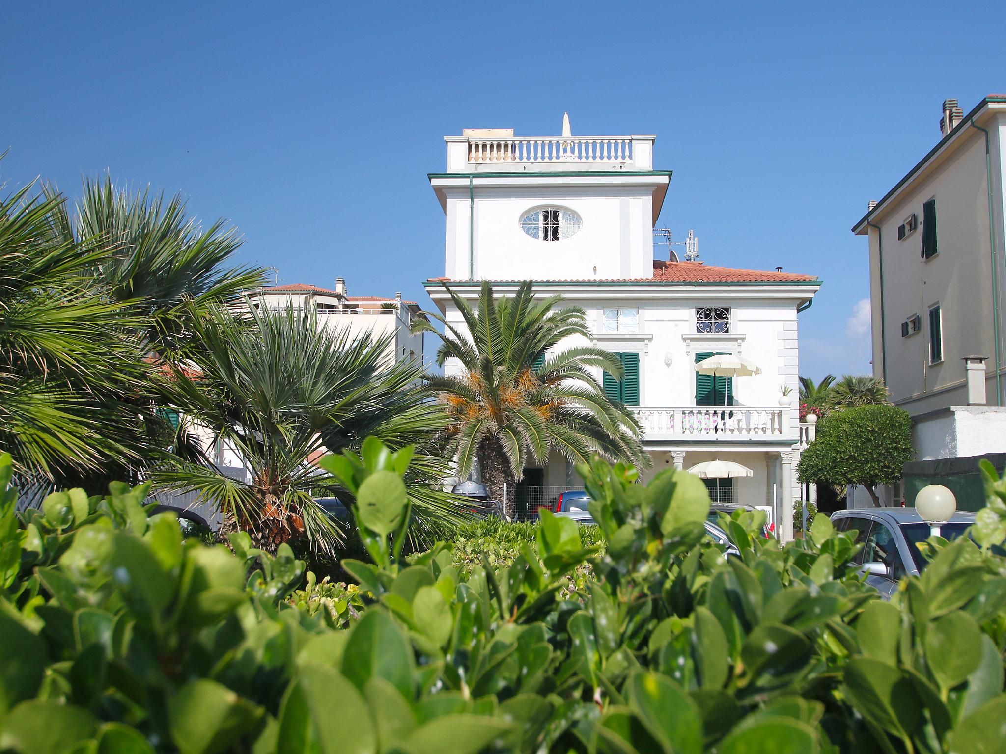 Foto 12 - Appartamento a San Vincenzo con piscina e giardino