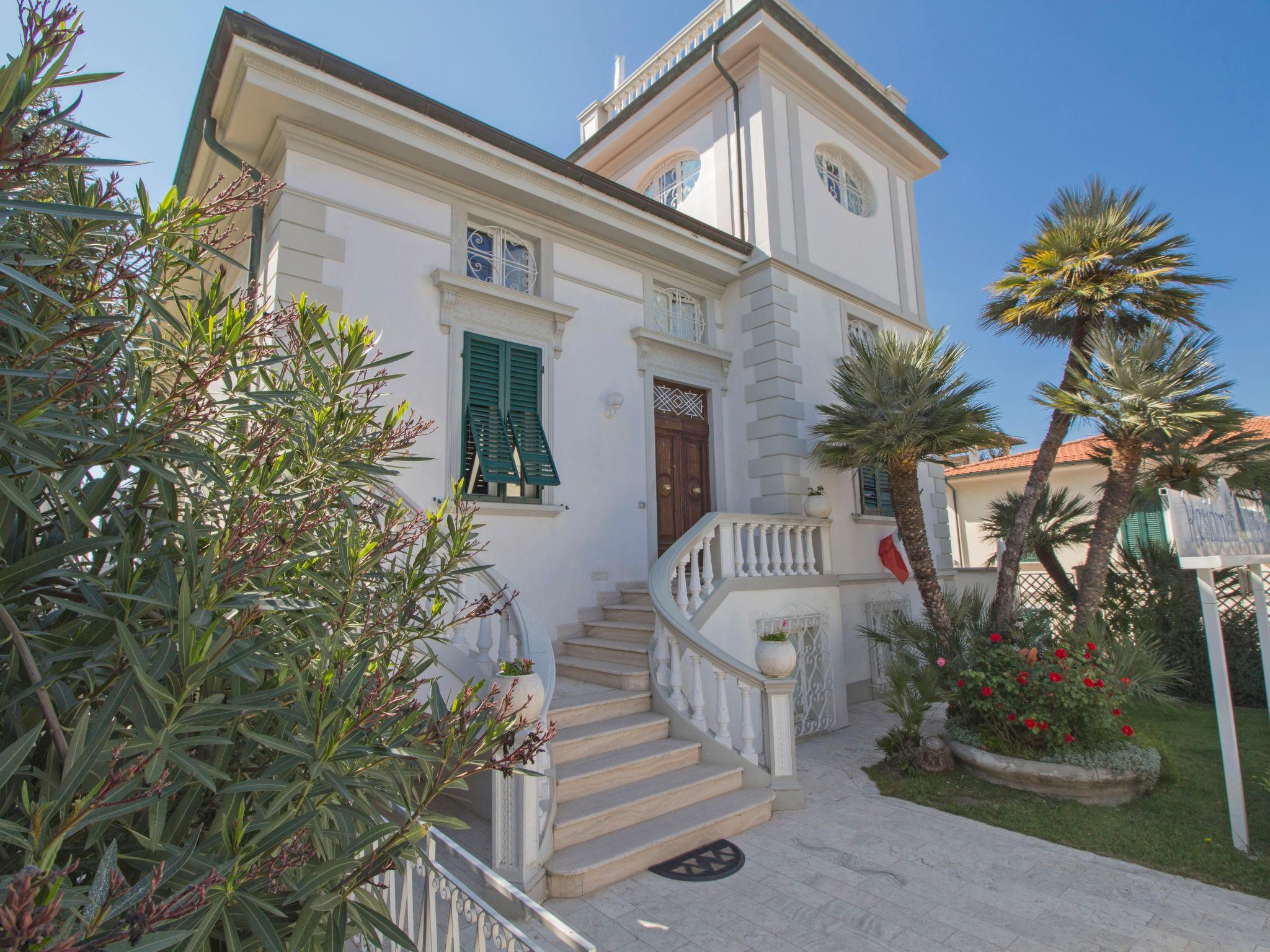 Foto 15 - Appartamento con 1 camera da letto a San Vincenzo con piscina e vista mare