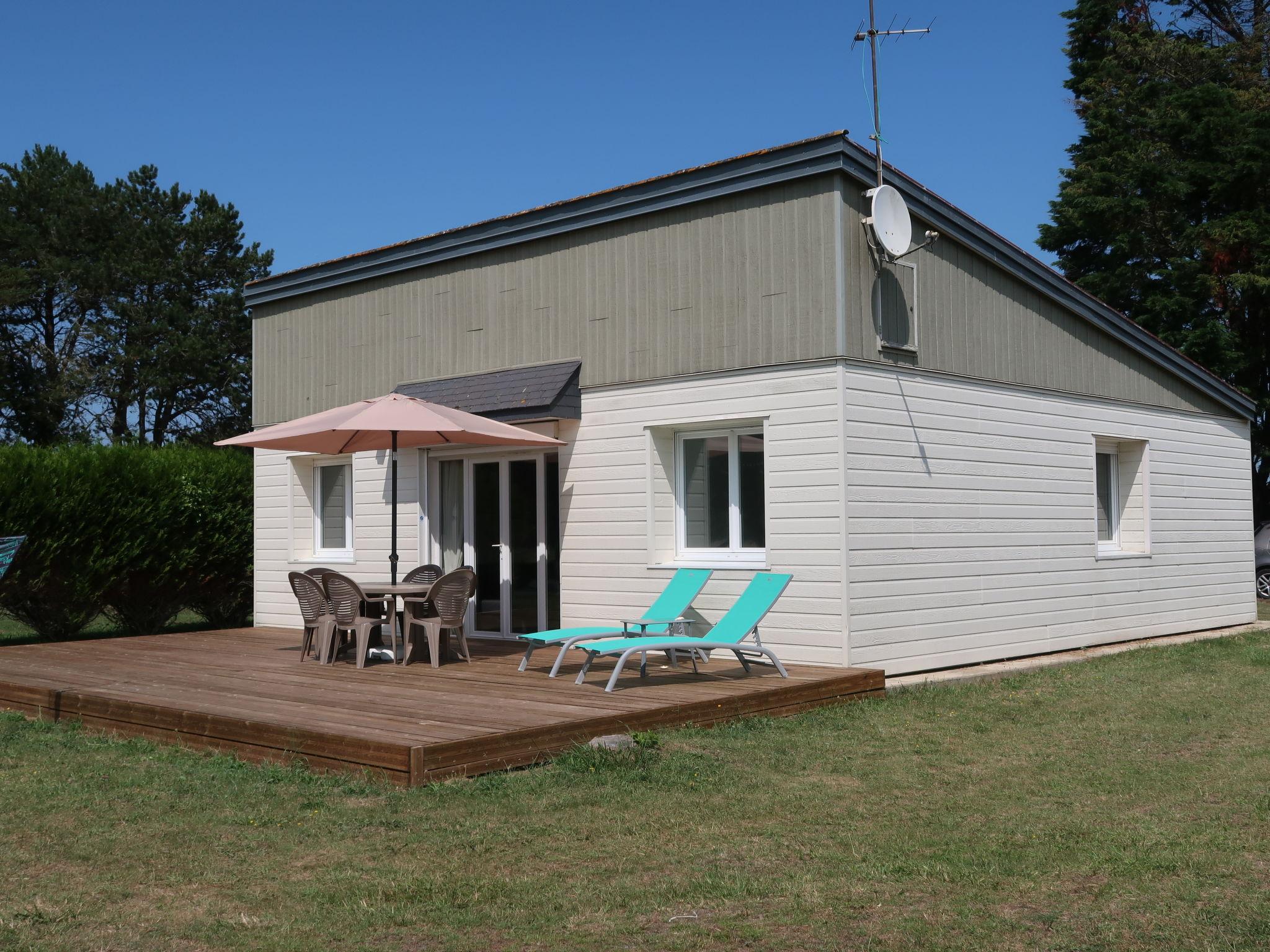 Foto 1 - Haus mit 3 Schlafzimmern in La Haye mit terrasse und blick aufs meer