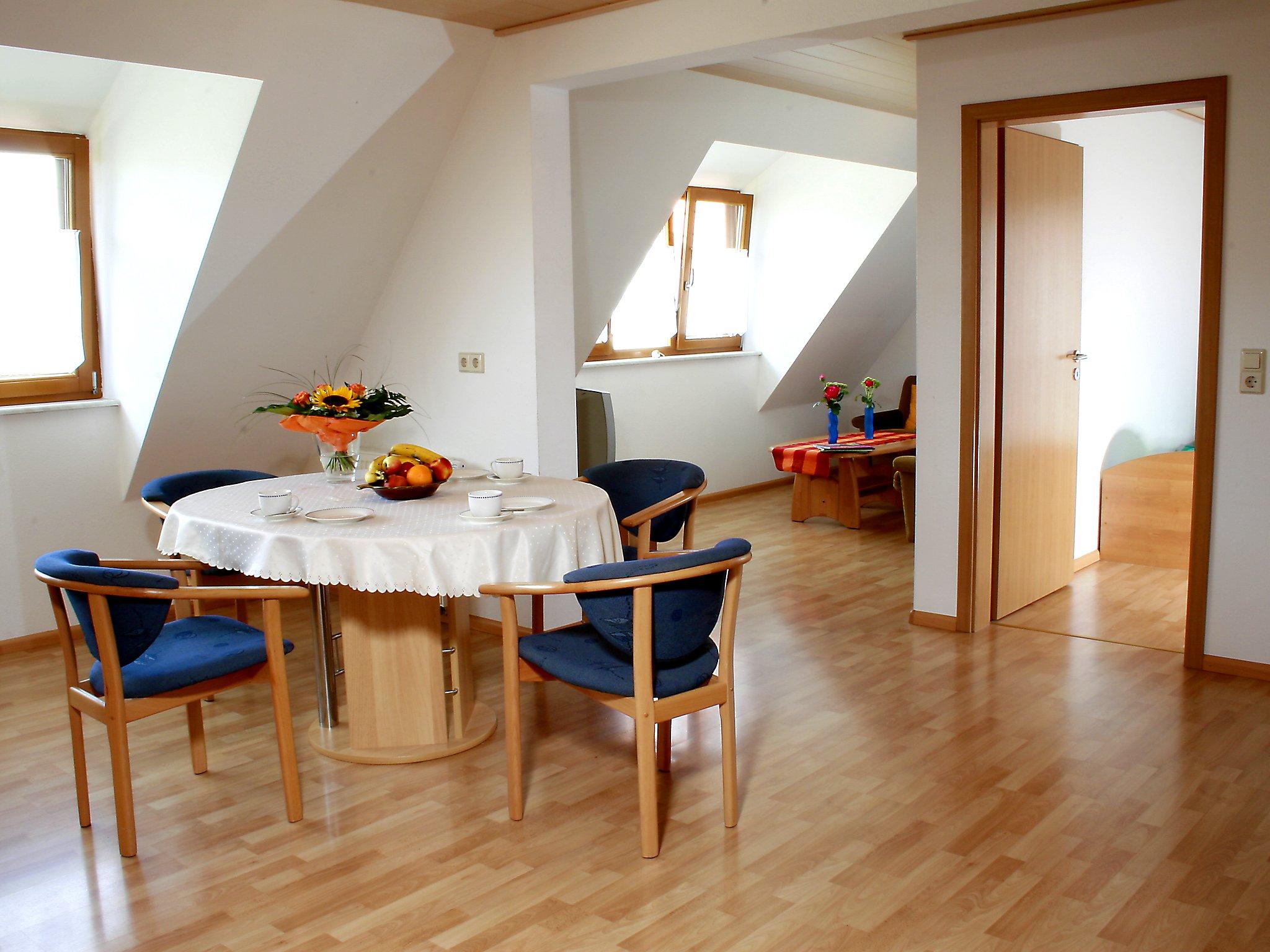 Foto 7 - Apartamento de 2 habitaciones en Neuried con jardín y vistas a la montaña