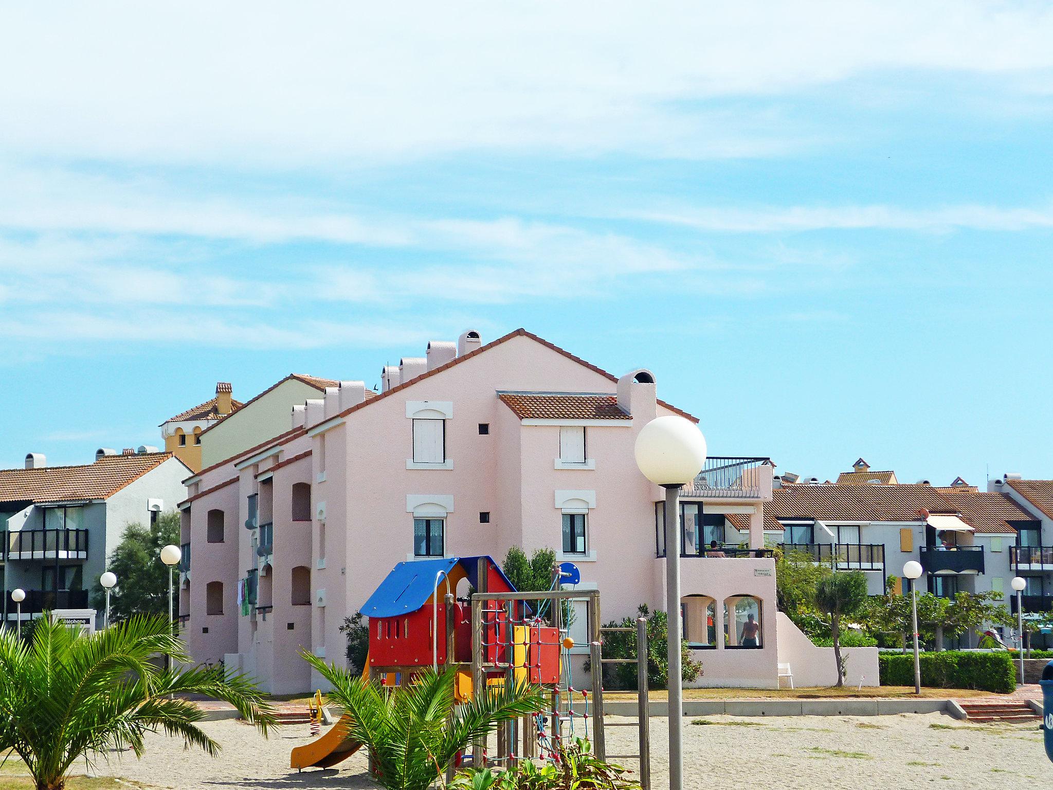 Photo 11 - 1 bedroom Apartment in Le Barcarès with terrace and sea view