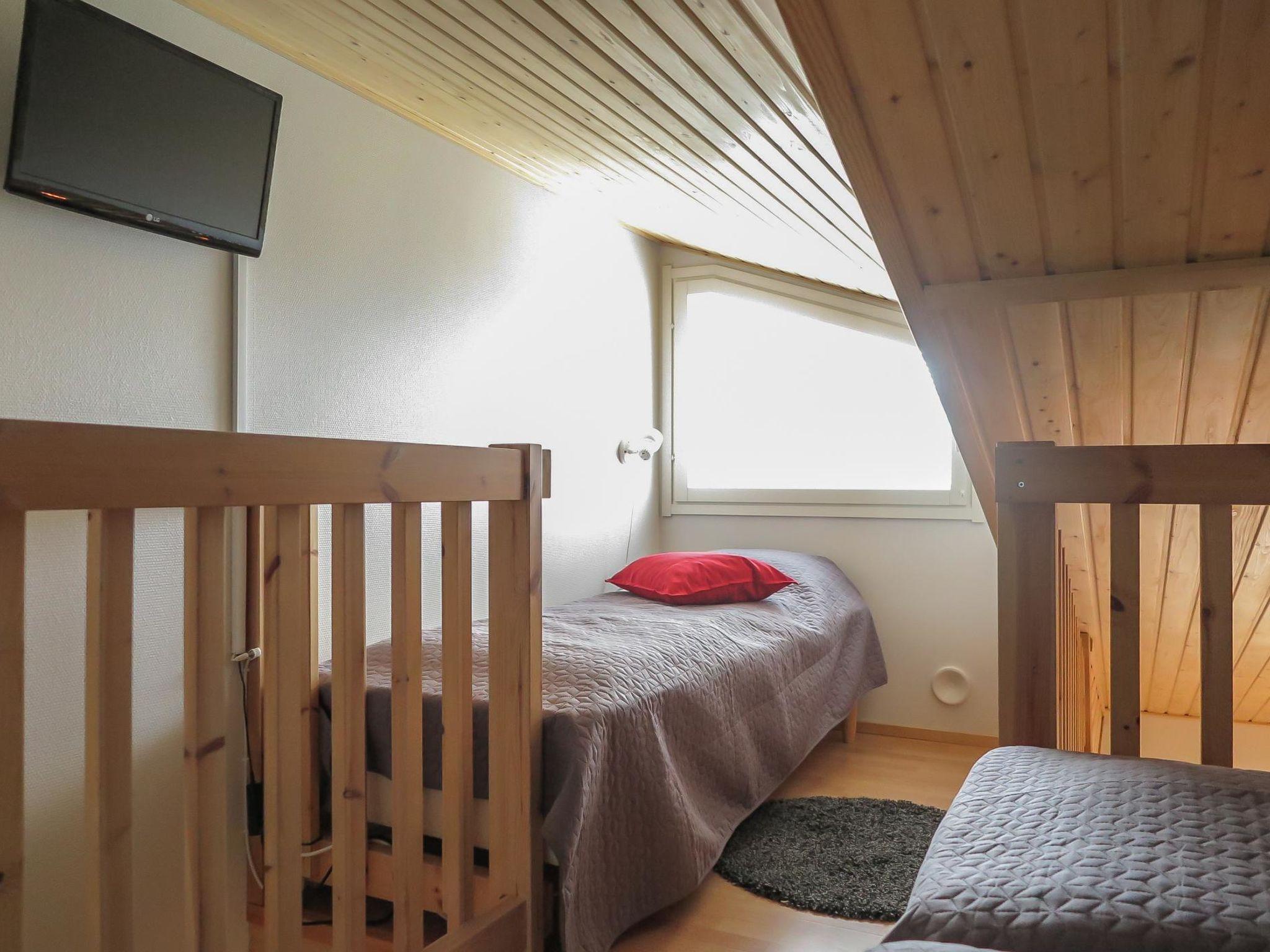 Foto 8 - Haus mit 1 Schlafzimmer in Kittilä mit sauna und blick auf die berge