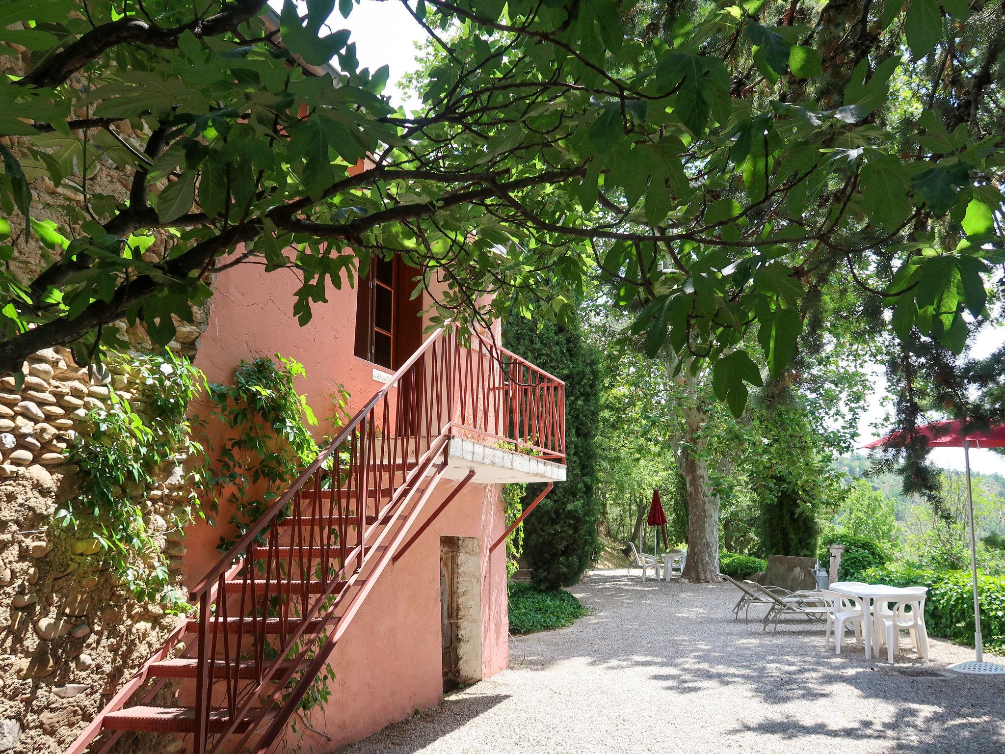 Photo 1 - Maison de 1 chambre à Puimichel avec jardin