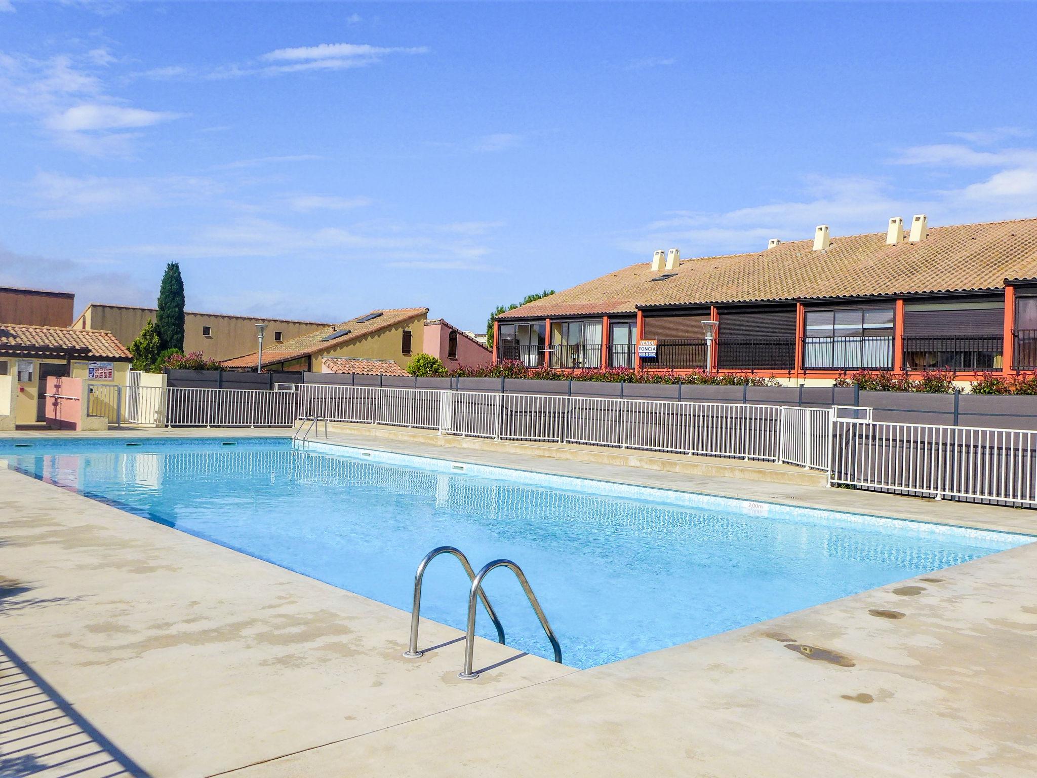 Photo 14 - House in Gruissan with swimming pool and sea view