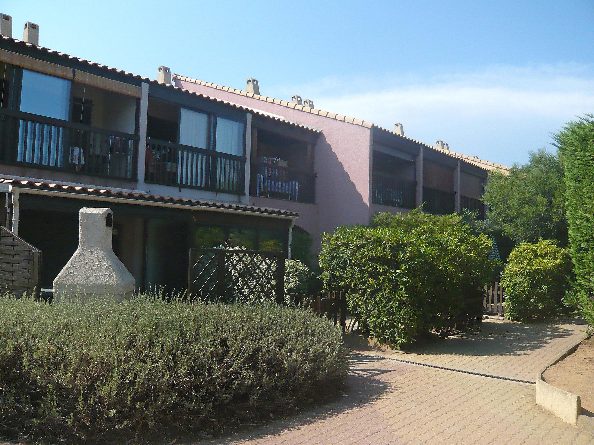 Photo 20 - Maison de 1 chambre à Gruissan avec piscine et jardin