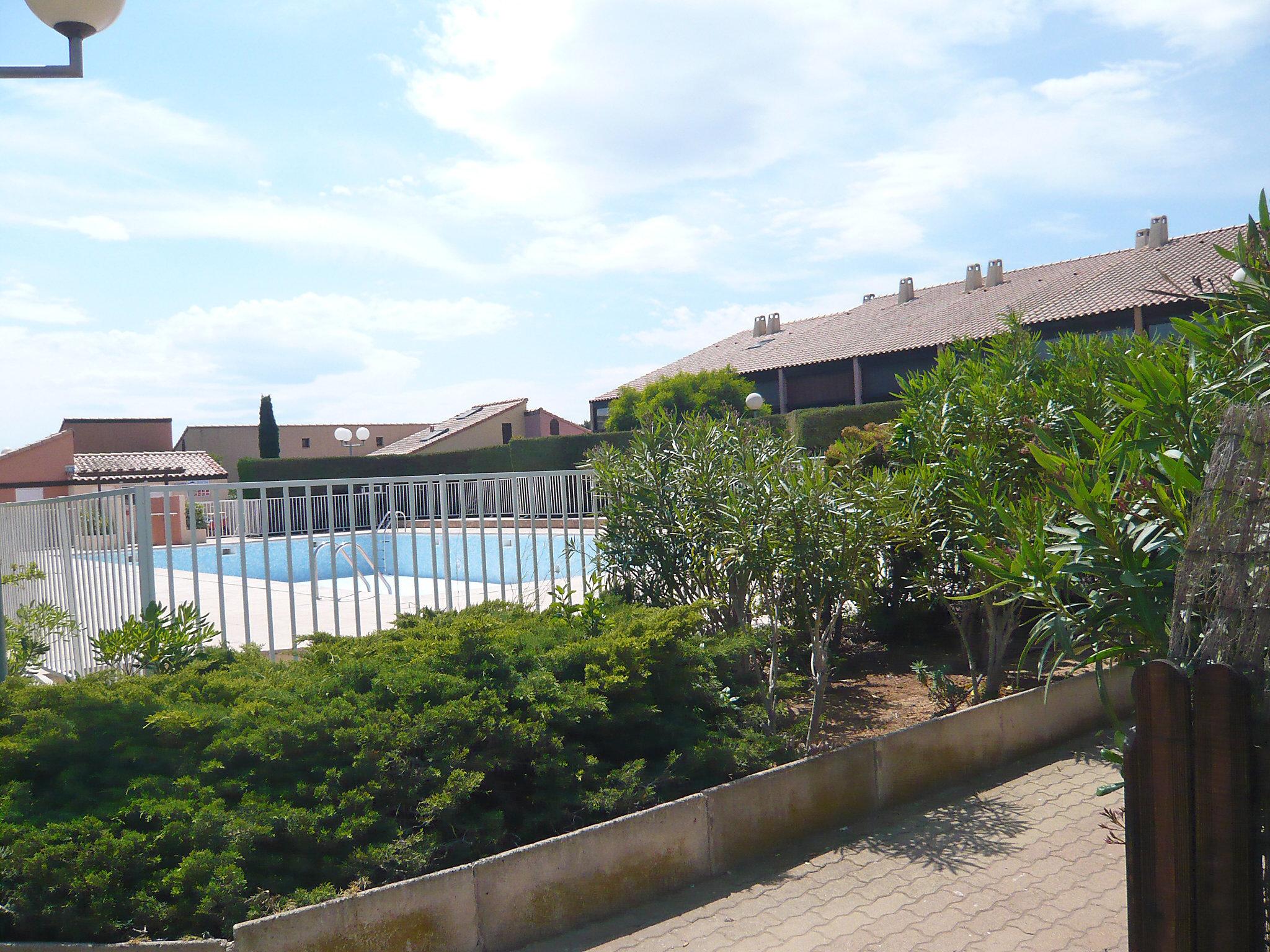 Photo 17 - Maison de 1 chambre à Gruissan avec piscine et jardin