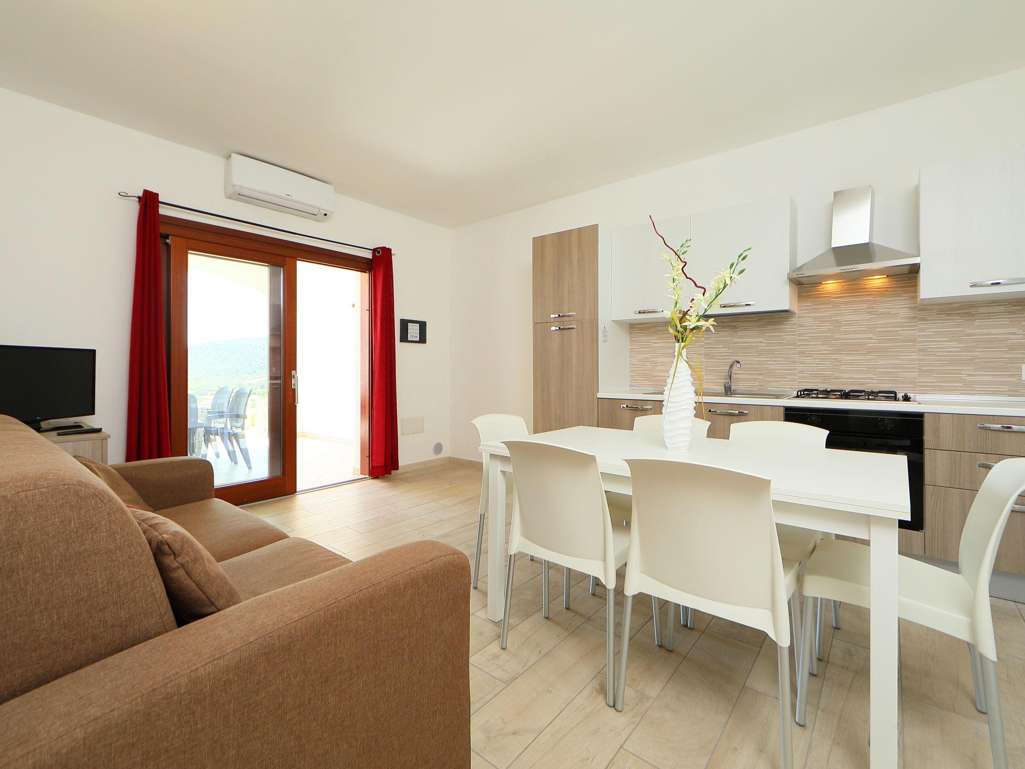 Foto 8 - Appartamento con 2 camere da letto a Budoni con piscina e vista mare