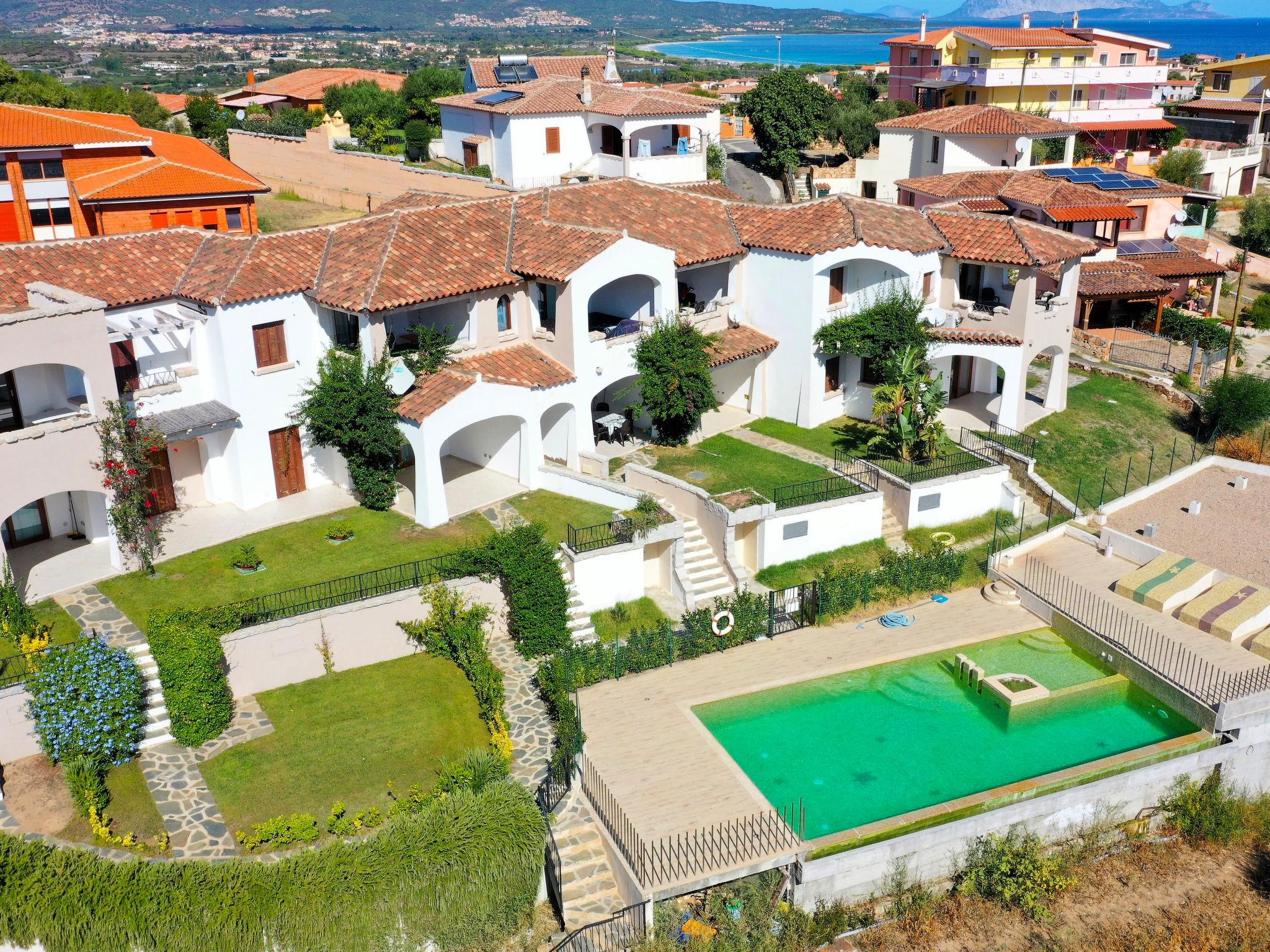 Foto 1 - Appartamento con 2 camere da letto a Budoni con piscina e vista mare