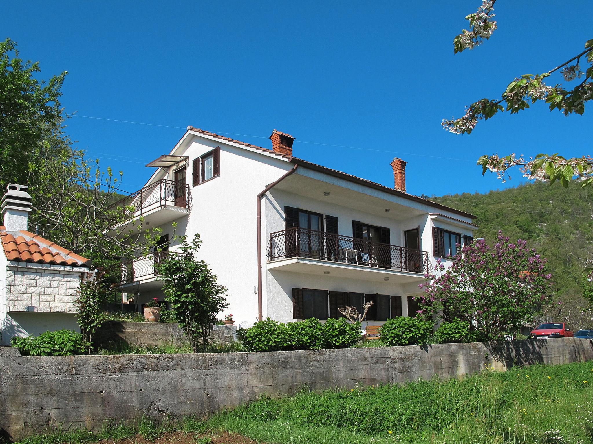 Photo 20 - Appartement de 3 chambres à Opatija avec jardin et vues à la mer