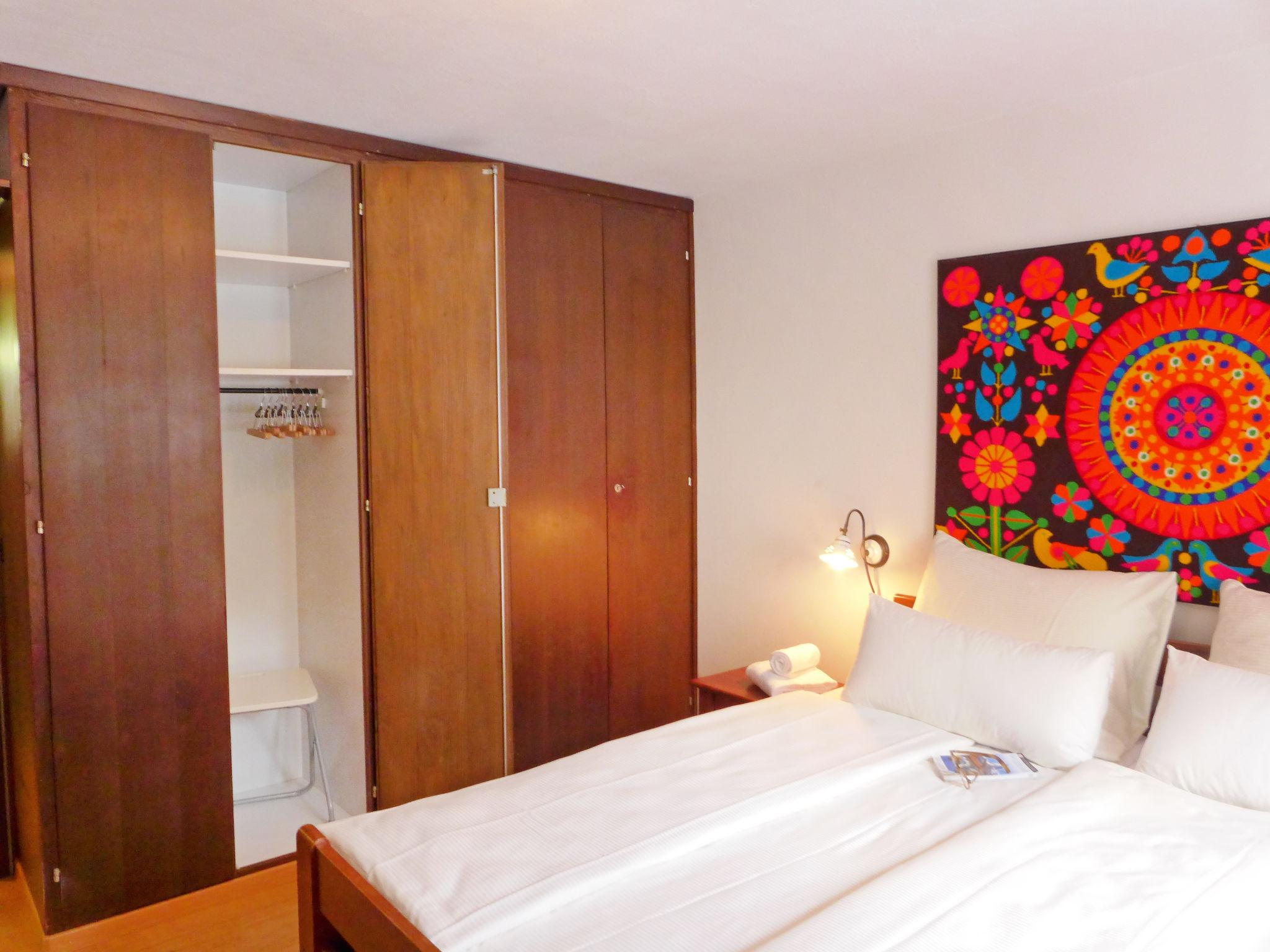 Foto 19 - Apartment mit 2 Schlafzimmern in Silvaplana mit sauna und blick auf die berge