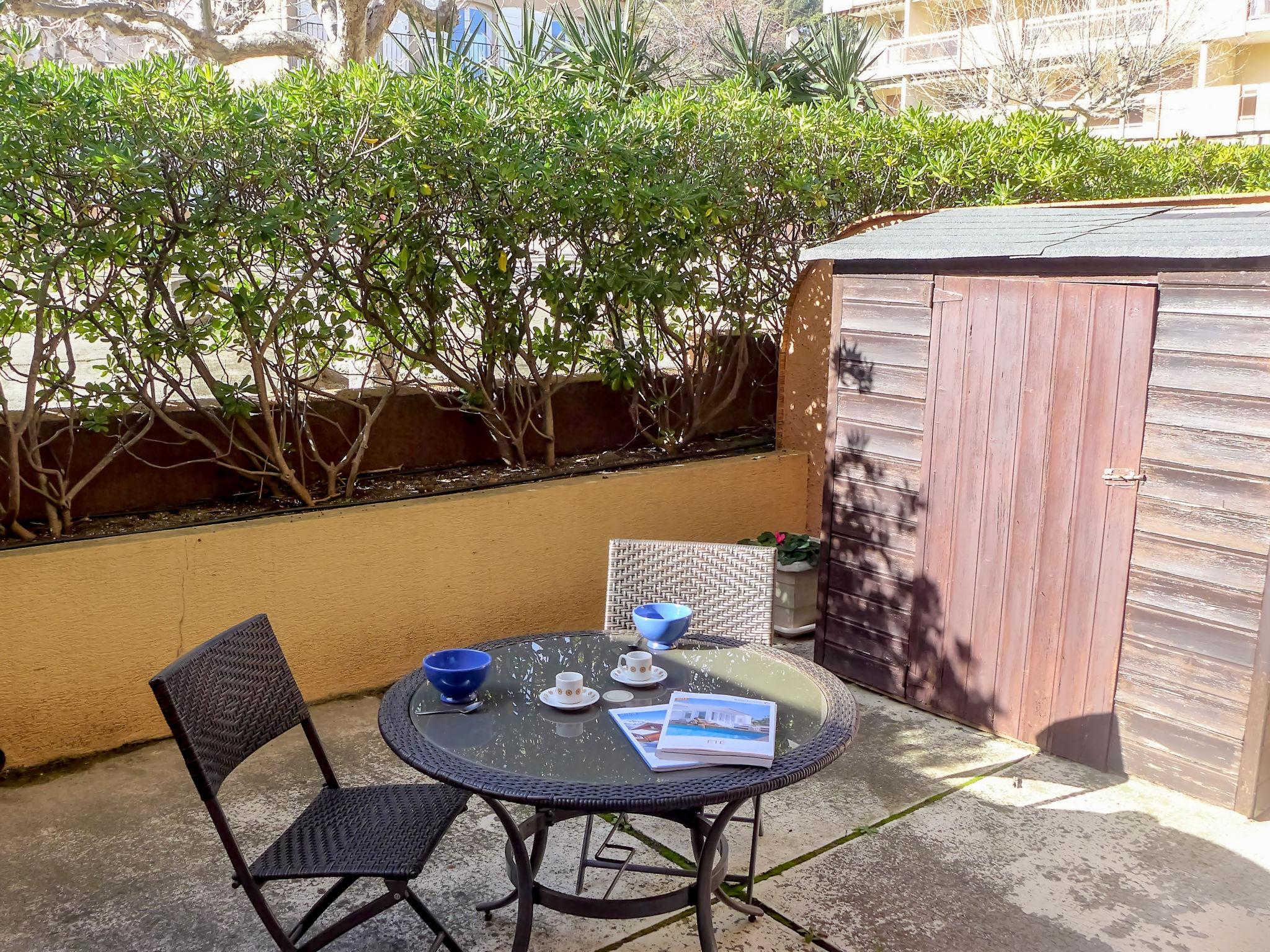 Photo 11 - Apartment in Cavalaire-sur-Mer with terrace and sea view