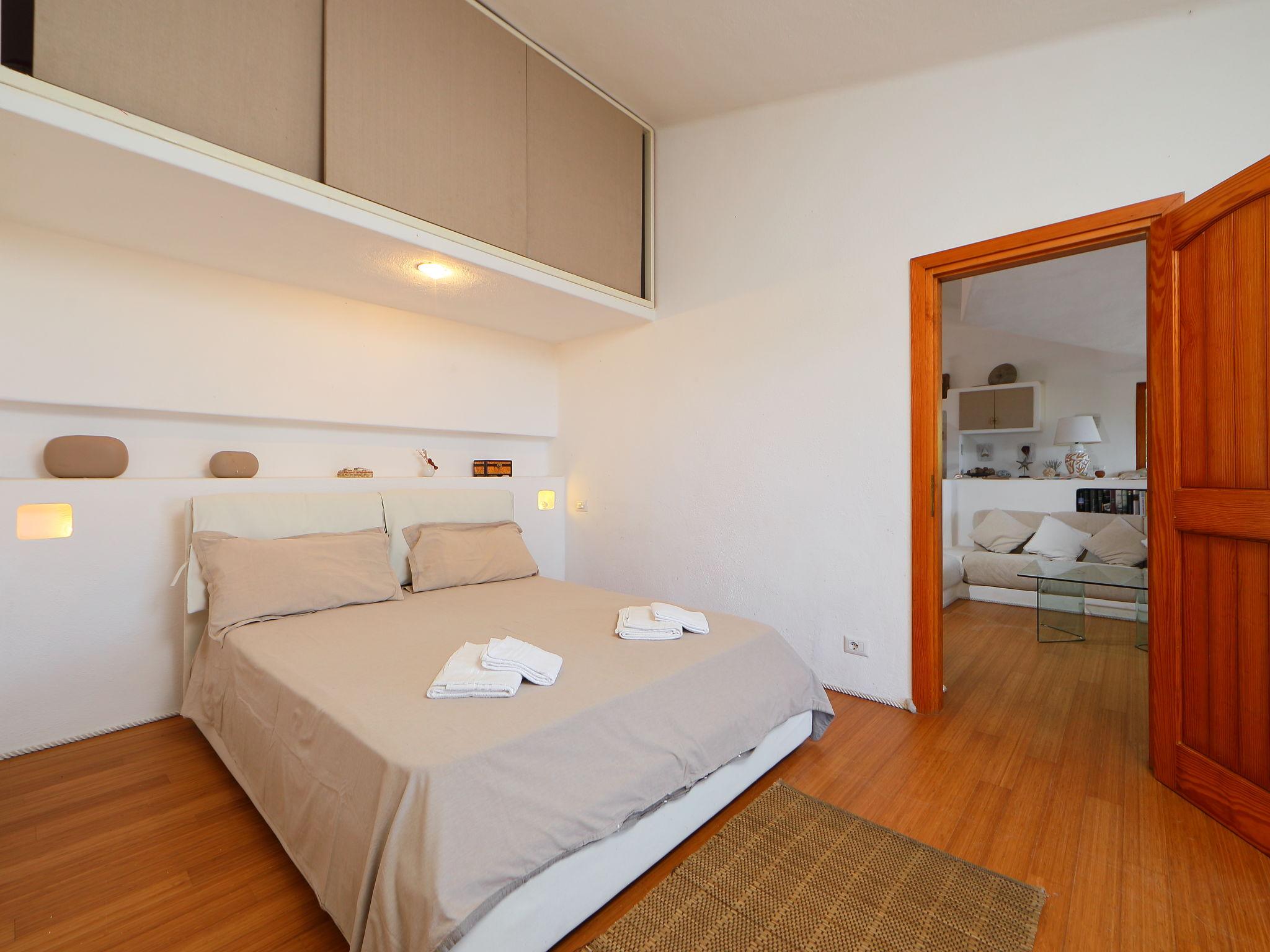 Foto 12 - Casa con 3 camere da letto a Aglientu con terrazza e vista mare