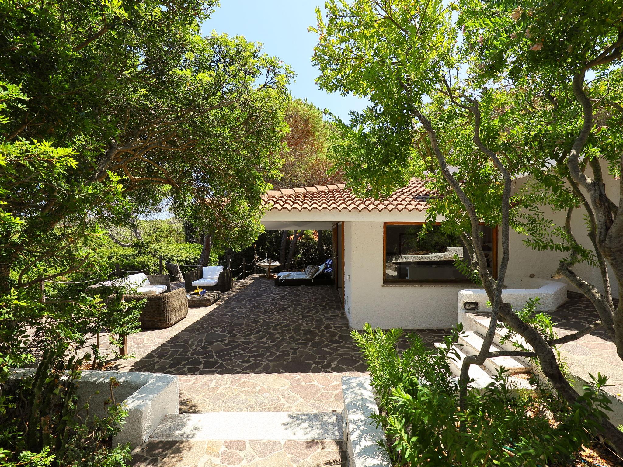 Photo 24 - Maison de 3 chambres à Aglientu avec terrasse et vues à la mer