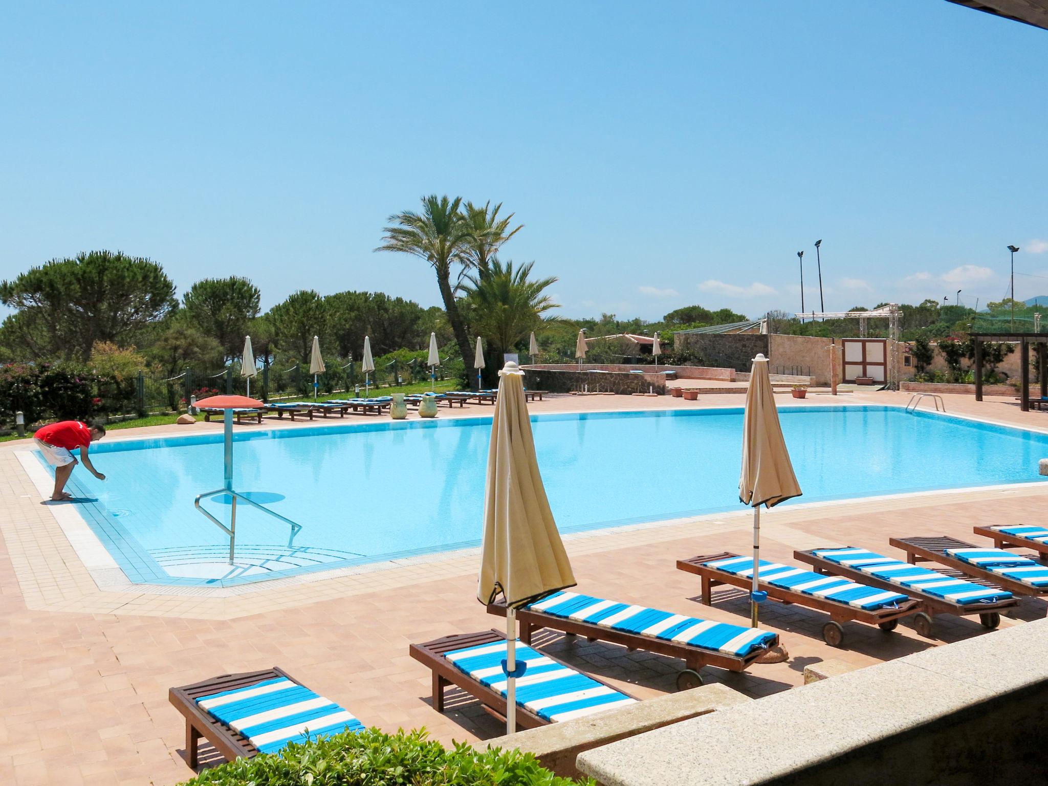 Photo 2 - Maison de 2 chambres à Villaputzu avec piscine et terrasse