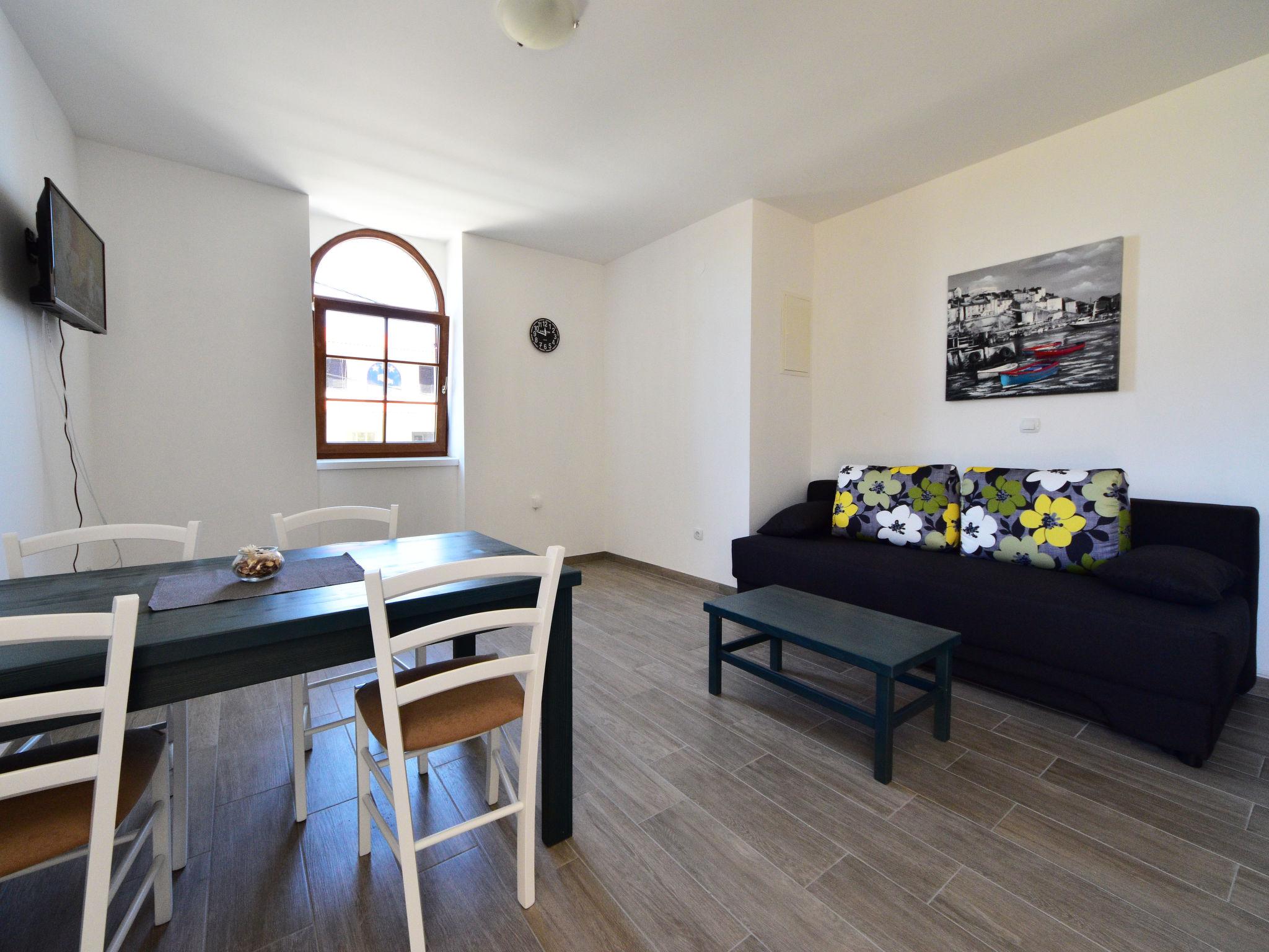 Photo 19 - 1 bedroom Apartment in Senj with sea view