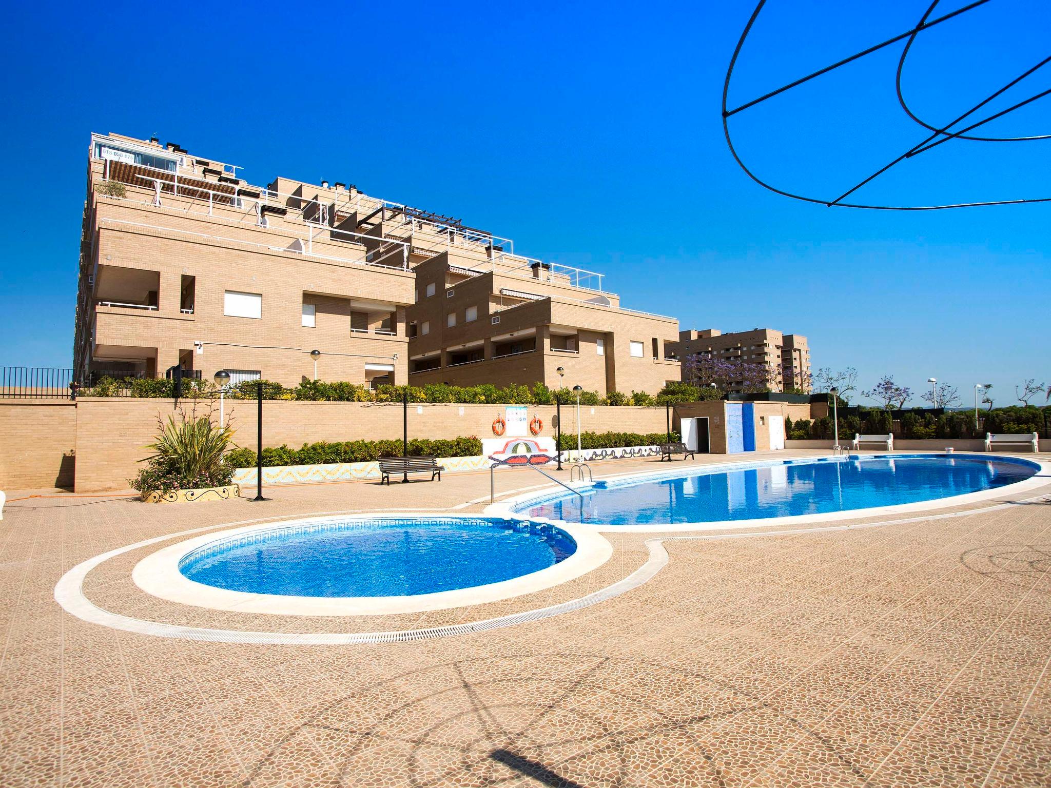 Photo 24 - 2 bedroom Apartment in Oropesa del Mar with swimming pool and sea view