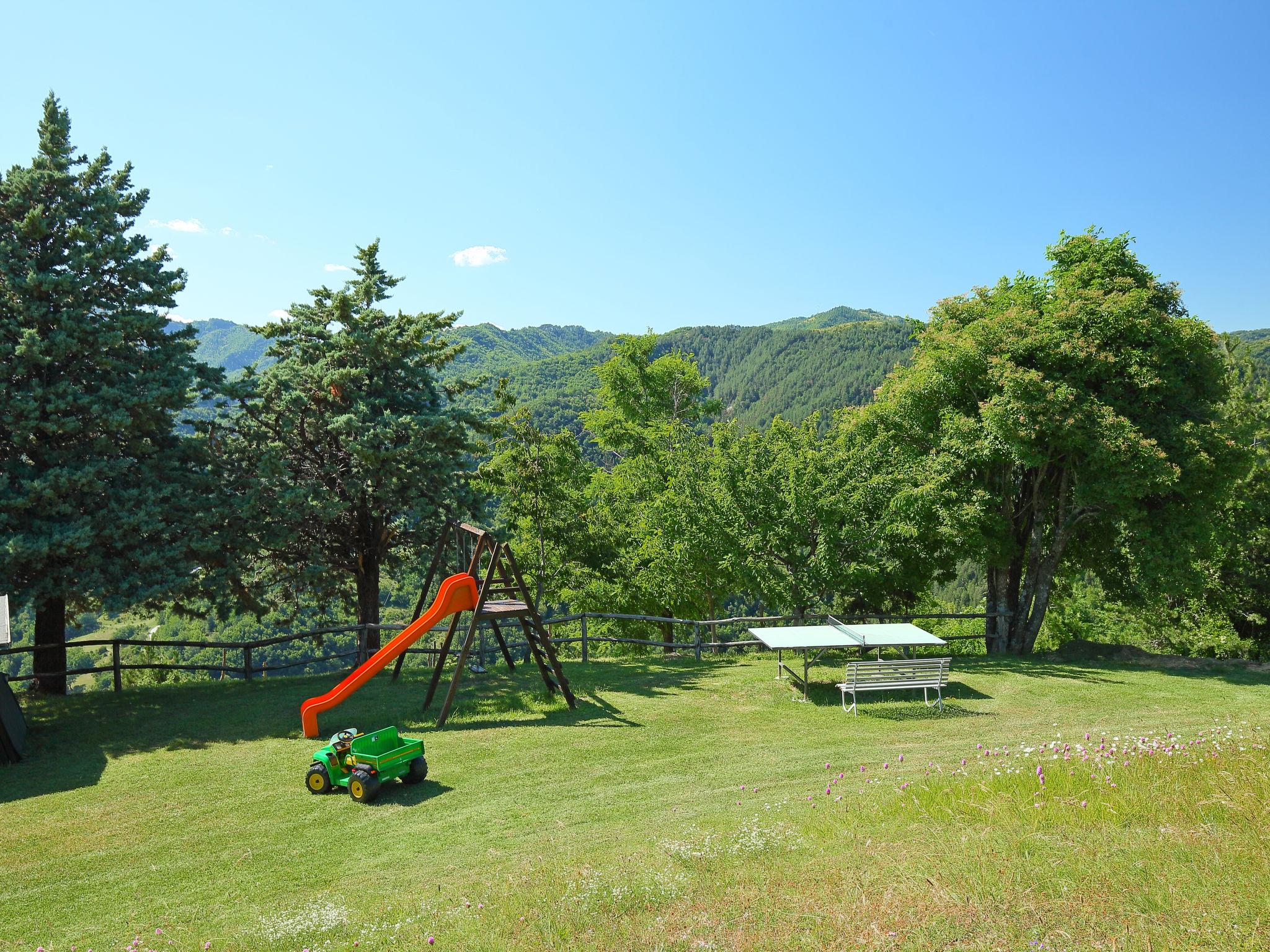 Foto 18 - Appartamento con 2 camere da letto a Marradi con piscina e giardino