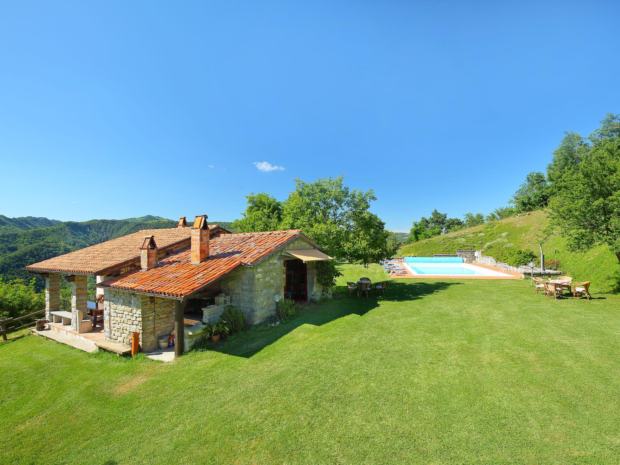 Foto 21 - Appartamento con 2 camere da letto a Marradi con piscina e giardino