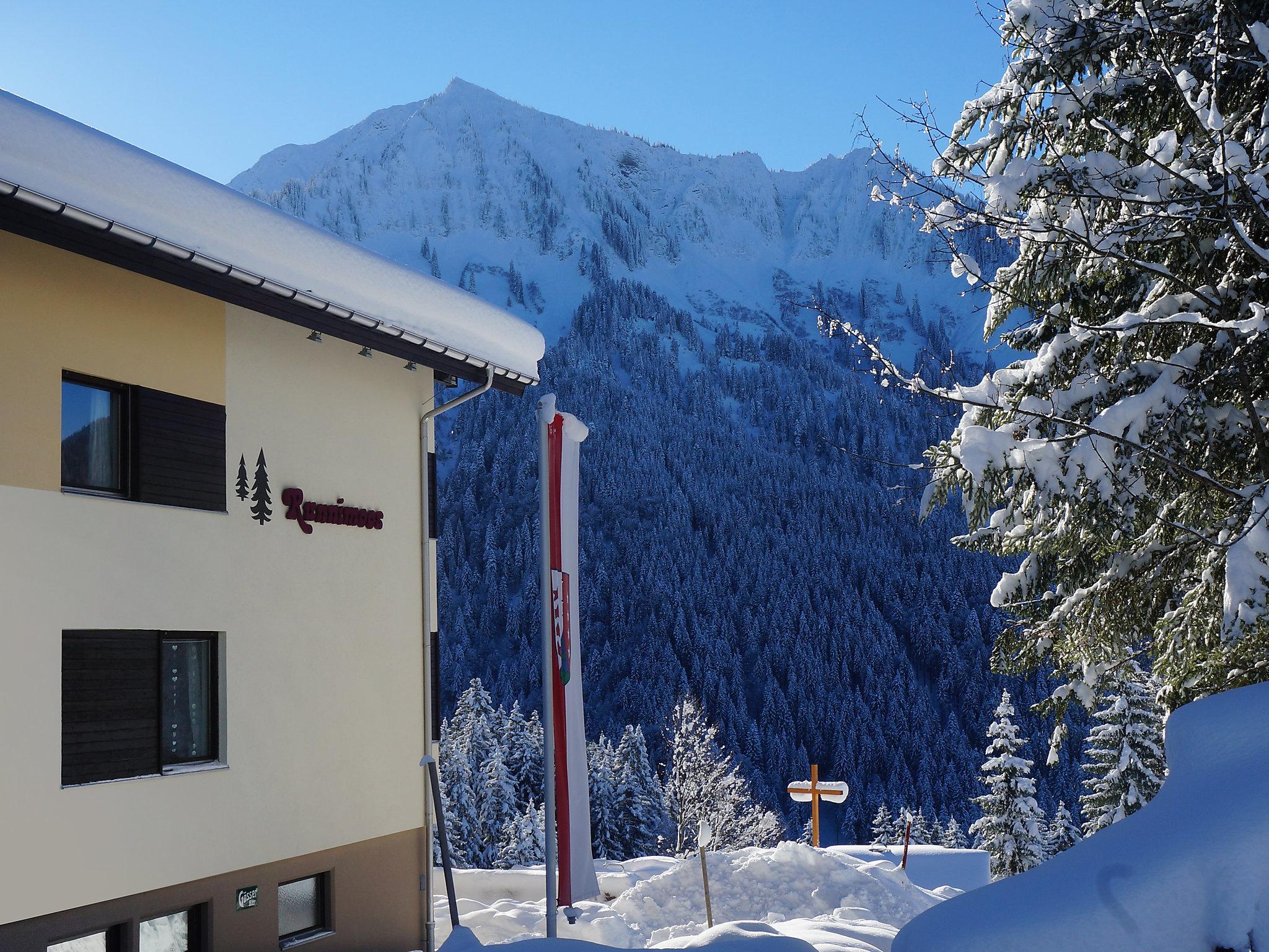 Photo 19 - Maison de 9 chambres à Laterns avec jardin et vues sur la montagne