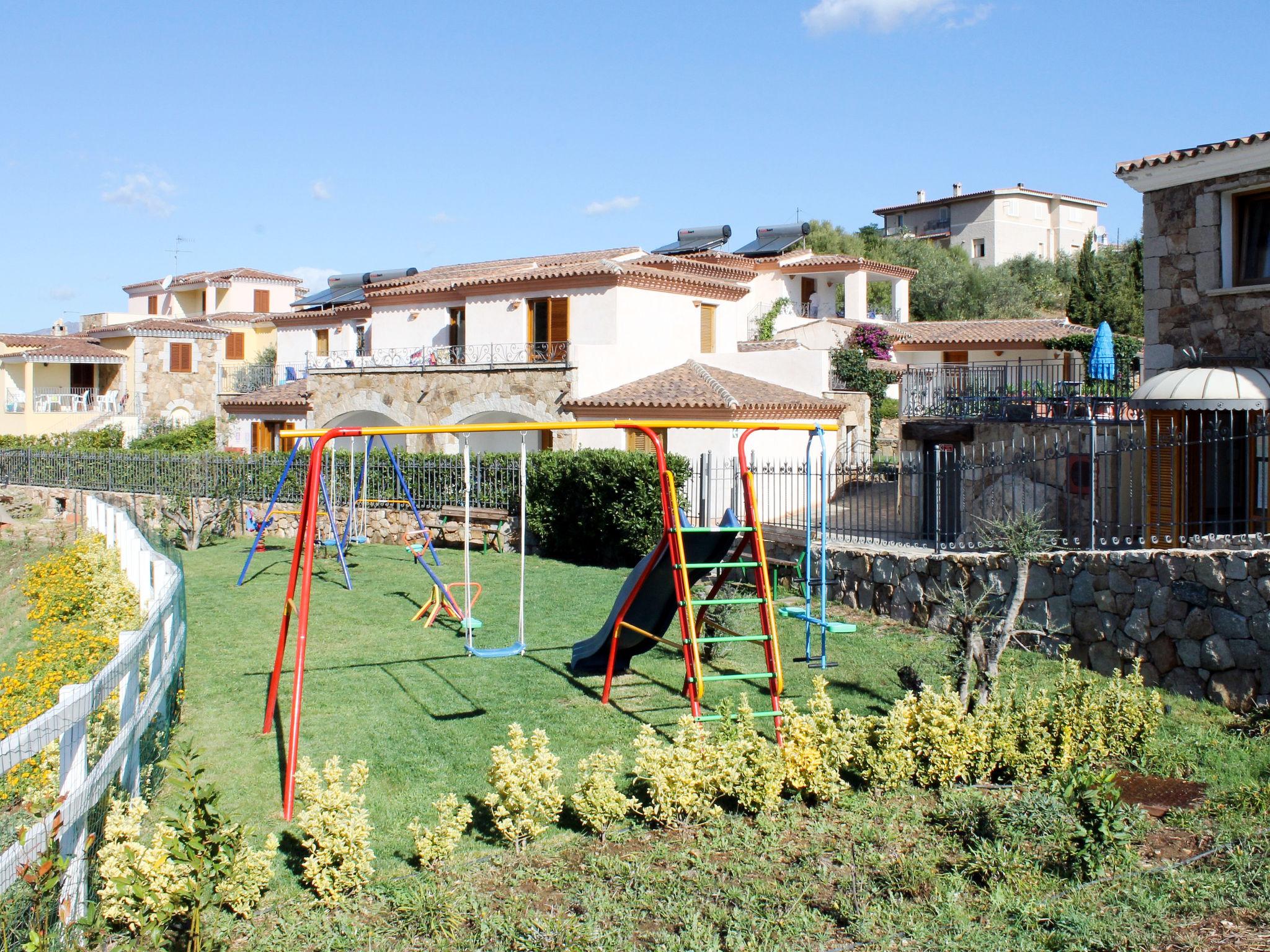 Foto 11 - Appartamento con 2 camere da letto a Budoni con piscina e giardino