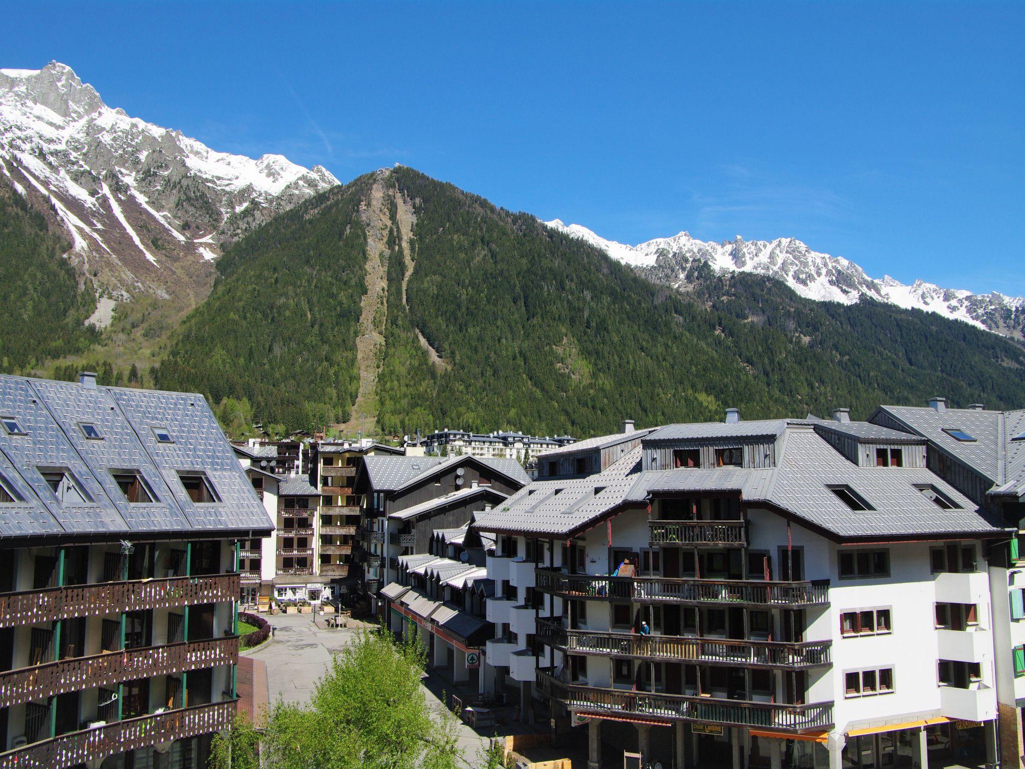 Photo 15 - Appartement de 2 chambres à Chamonix-Mont-Blanc avec vues sur la montagne
