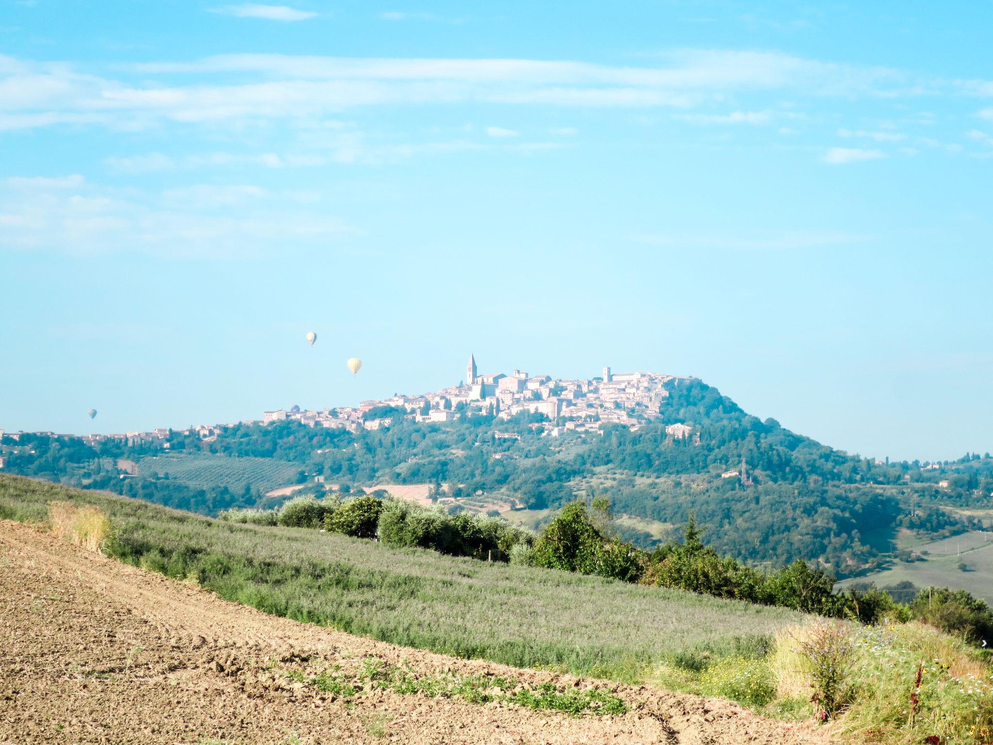 Photo 56 - 6 bedroom House in Todi with private pool and garden