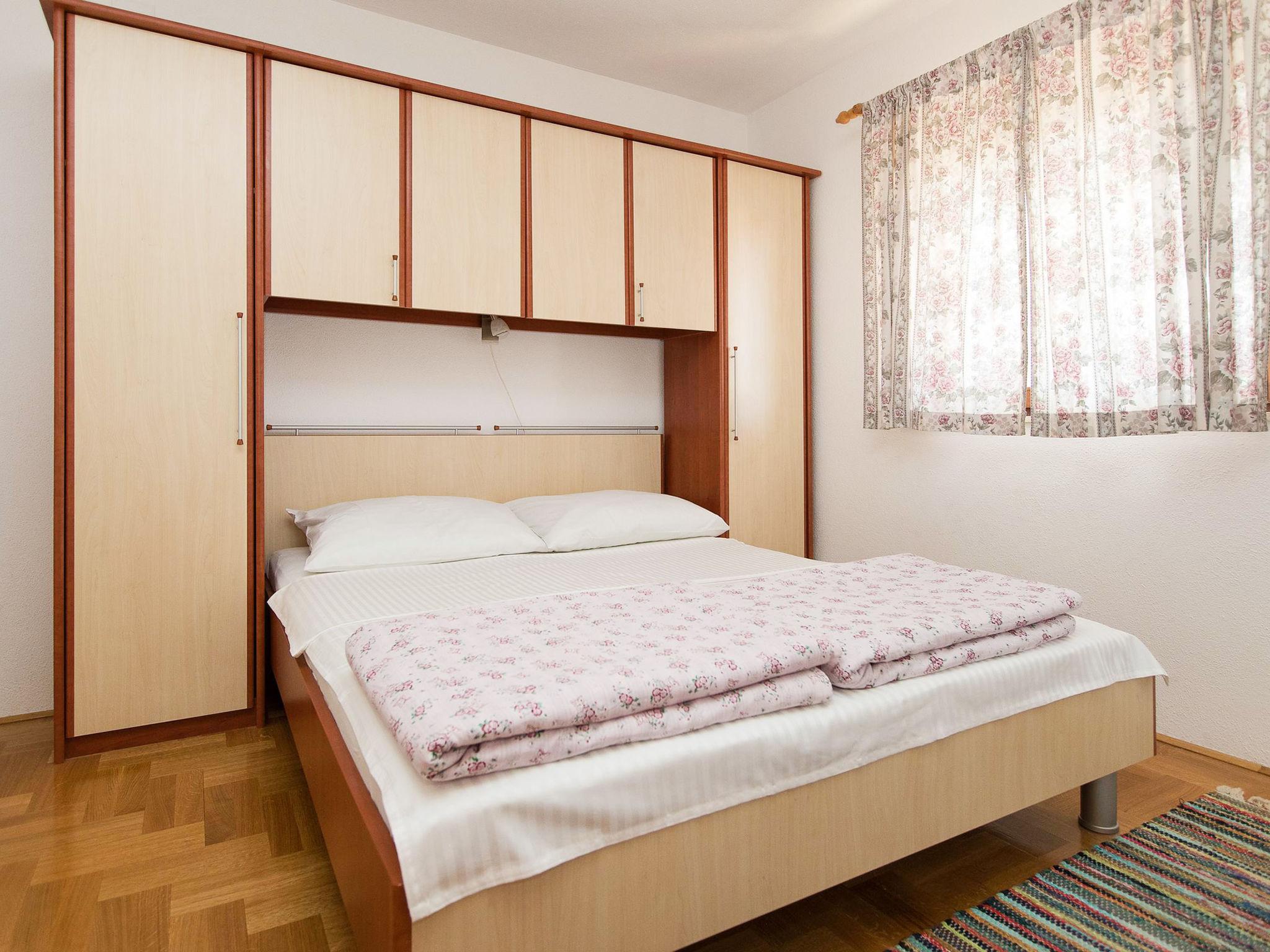 Foto 4 - Apartment mit 1 Schlafzimmer in Crikvenica mit garten und blick aufs meer