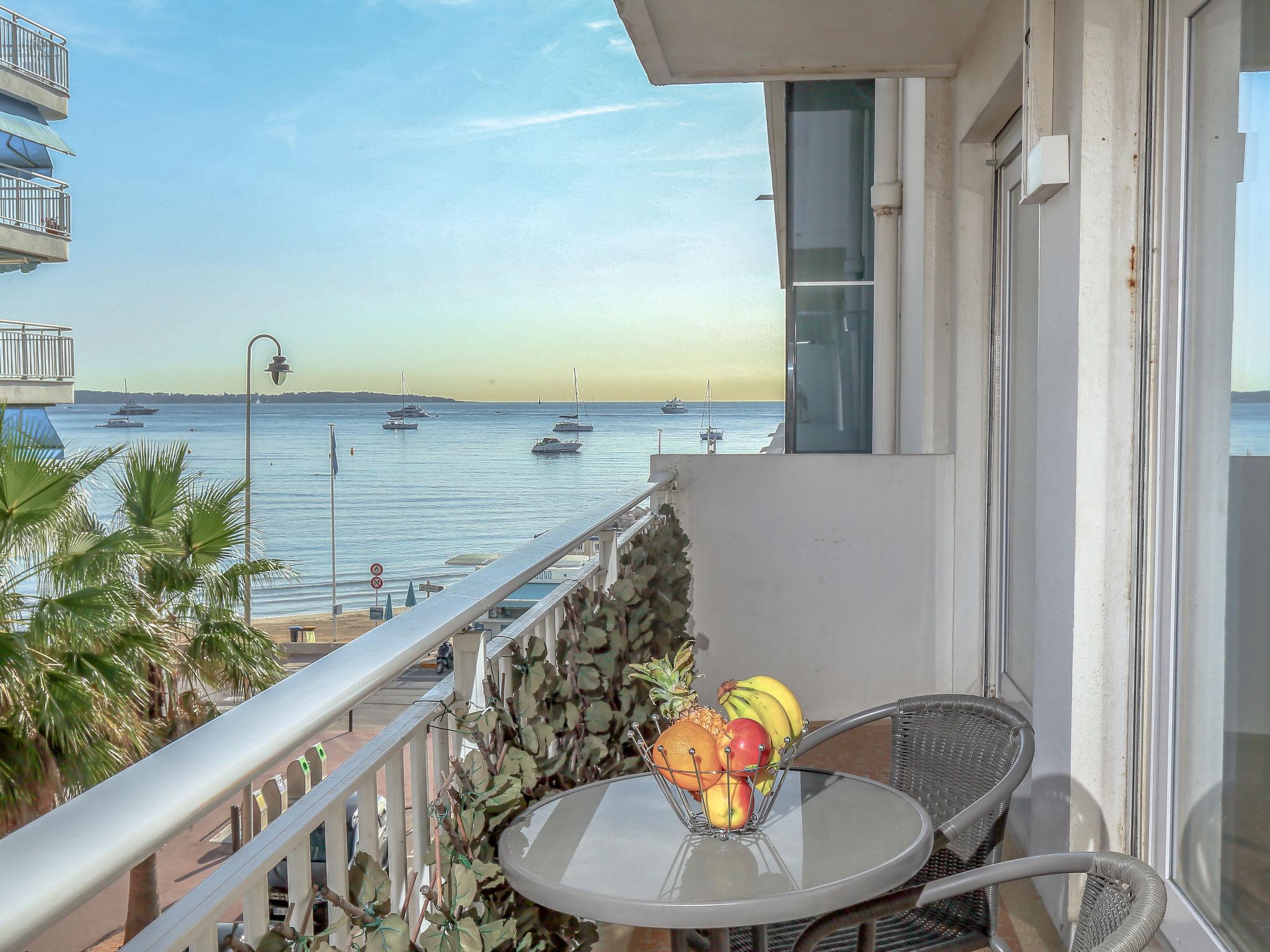 Photo 1 - Appartement de 1 chambre à Cannes avec vues à la mer