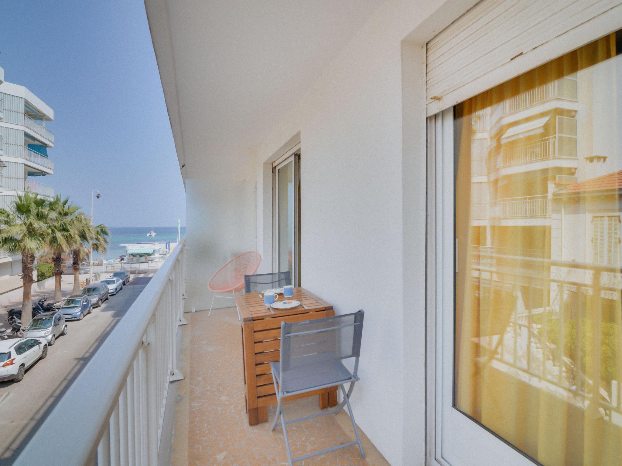 Foto 18 - Apartment mit 1 Schlafzimmer in Cannes mit blick aufs meer